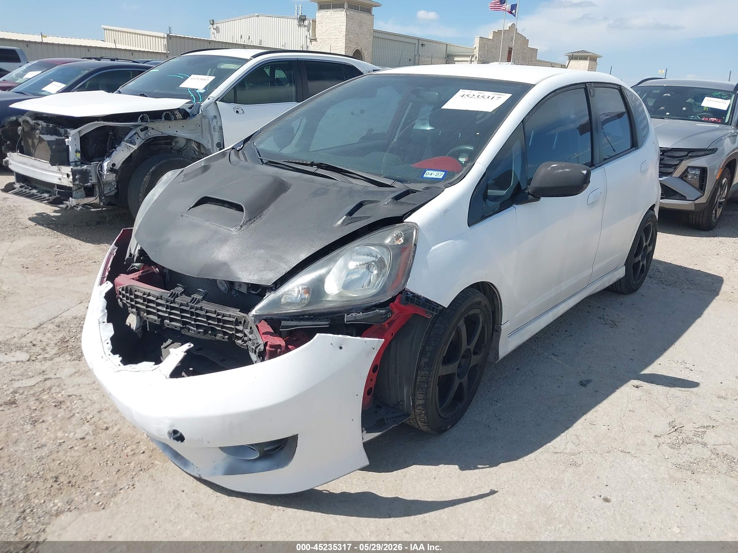 2009 Honda Fit Sport White vin: JHMGE88419S069401