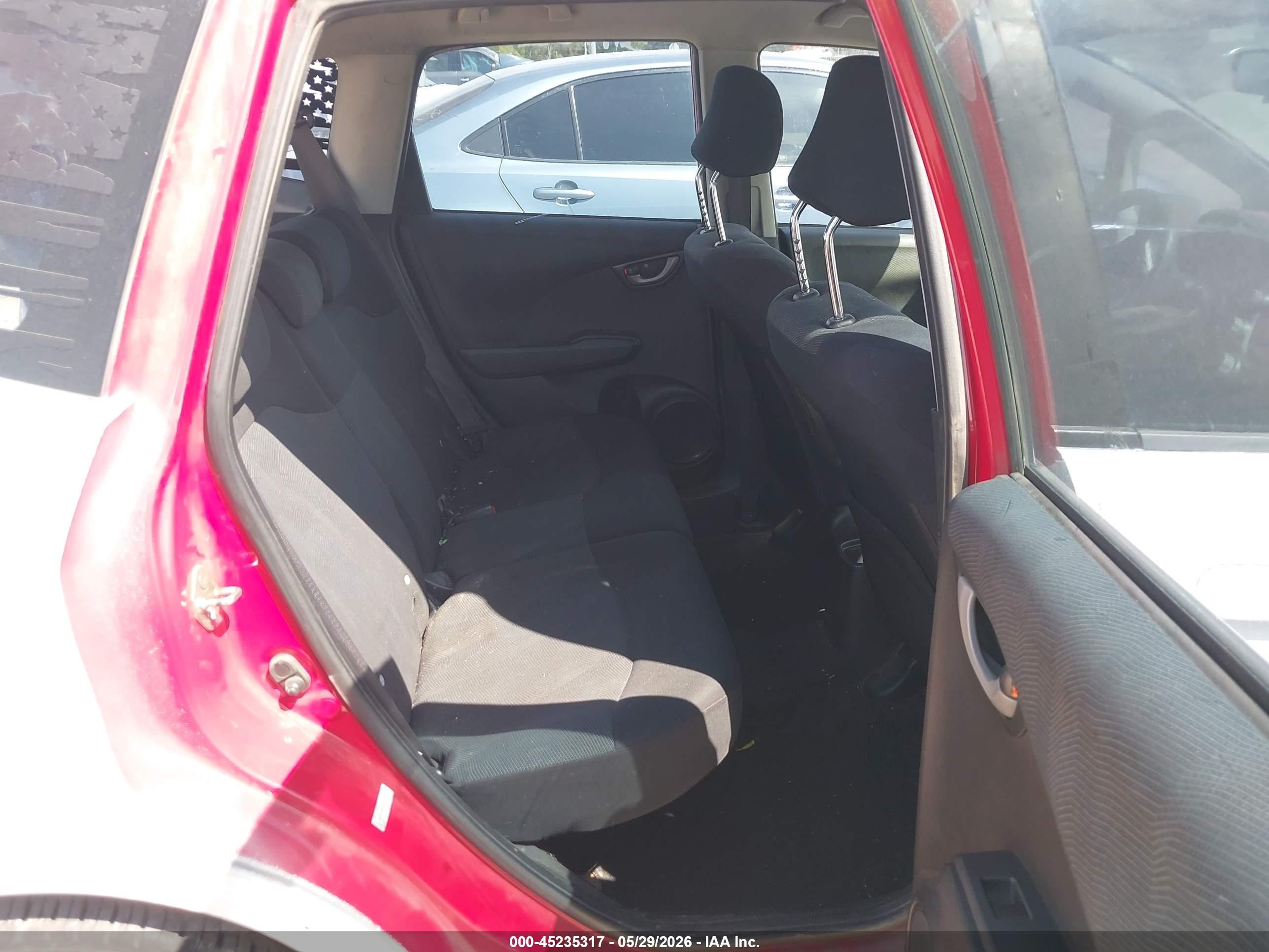 2009 Honda Fit Sport White vin: JHMGE88419S069401