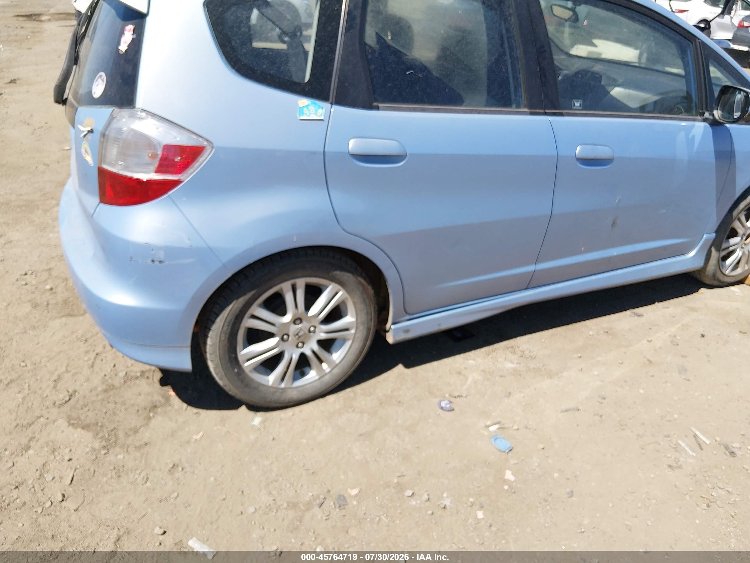 2009 Honda Fit Sport Blue vin: JHMGE88429C001716