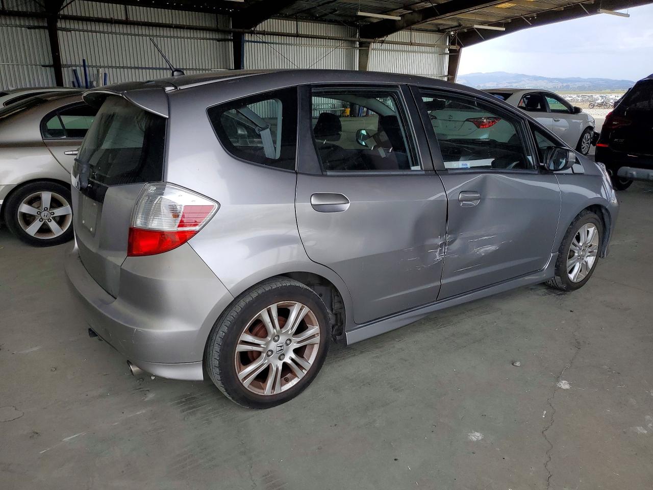 2009 Honda Fit Sport Gray vin: JHMGE88429S012446