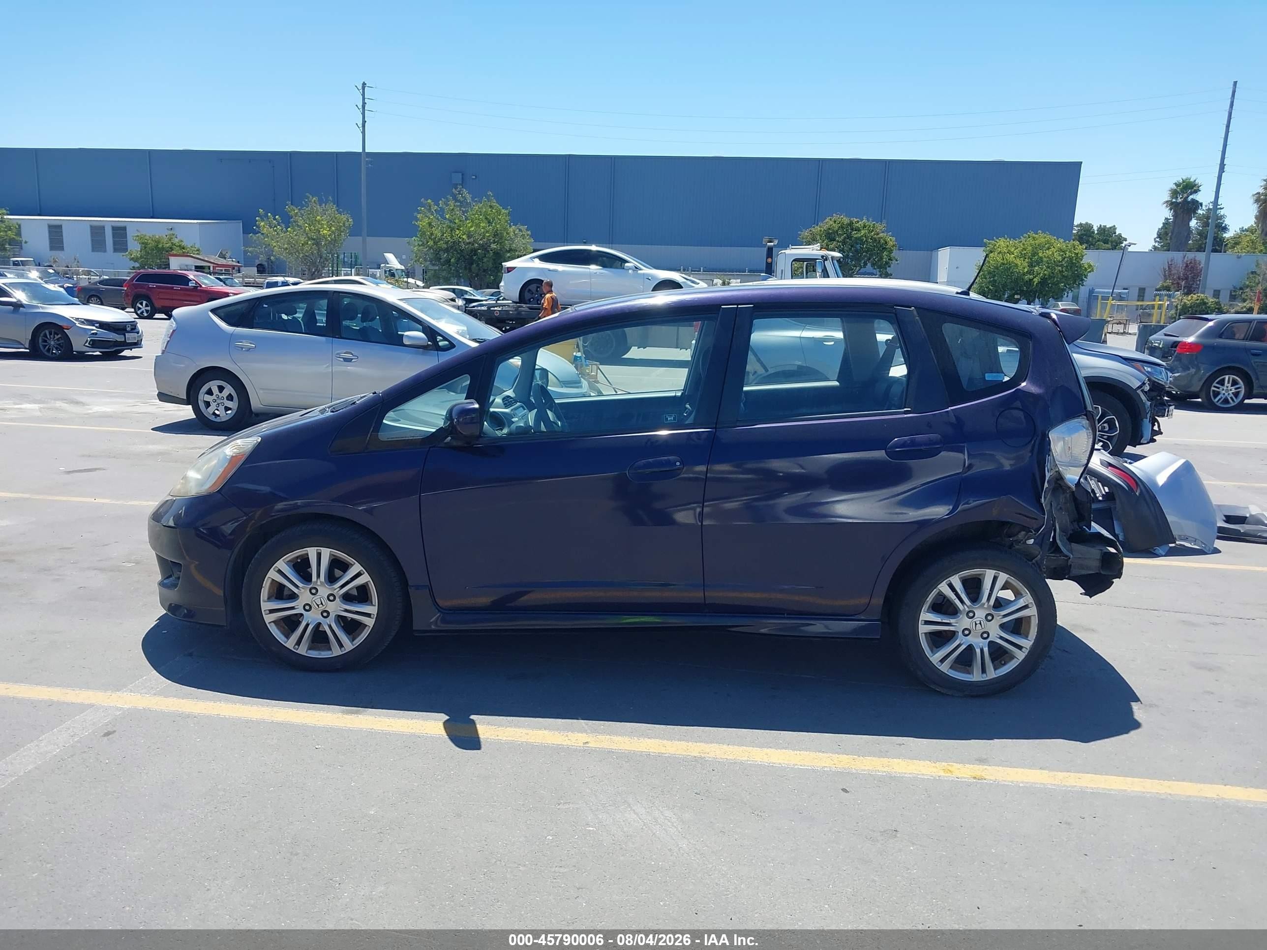 2009 Honda Fit Sport Purple vin: JHMGE88429S063526