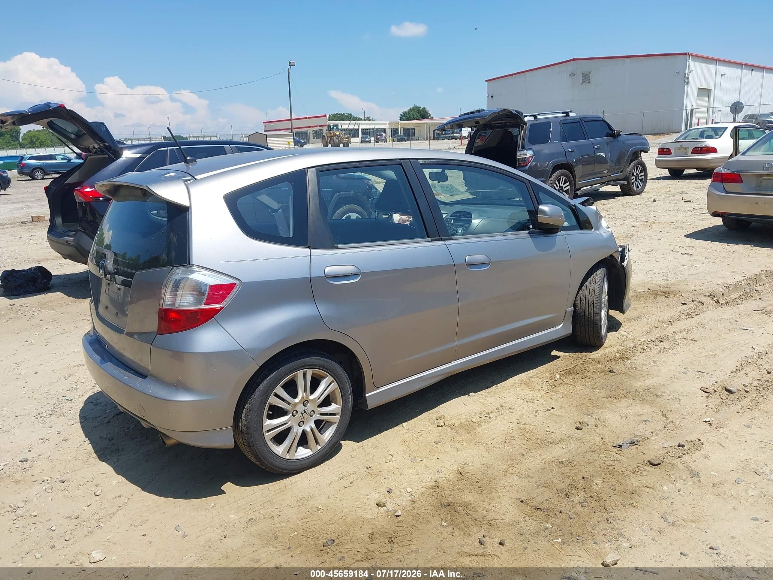 2009 Honda Fit Sport Silver vin: JHMGE88439S002962