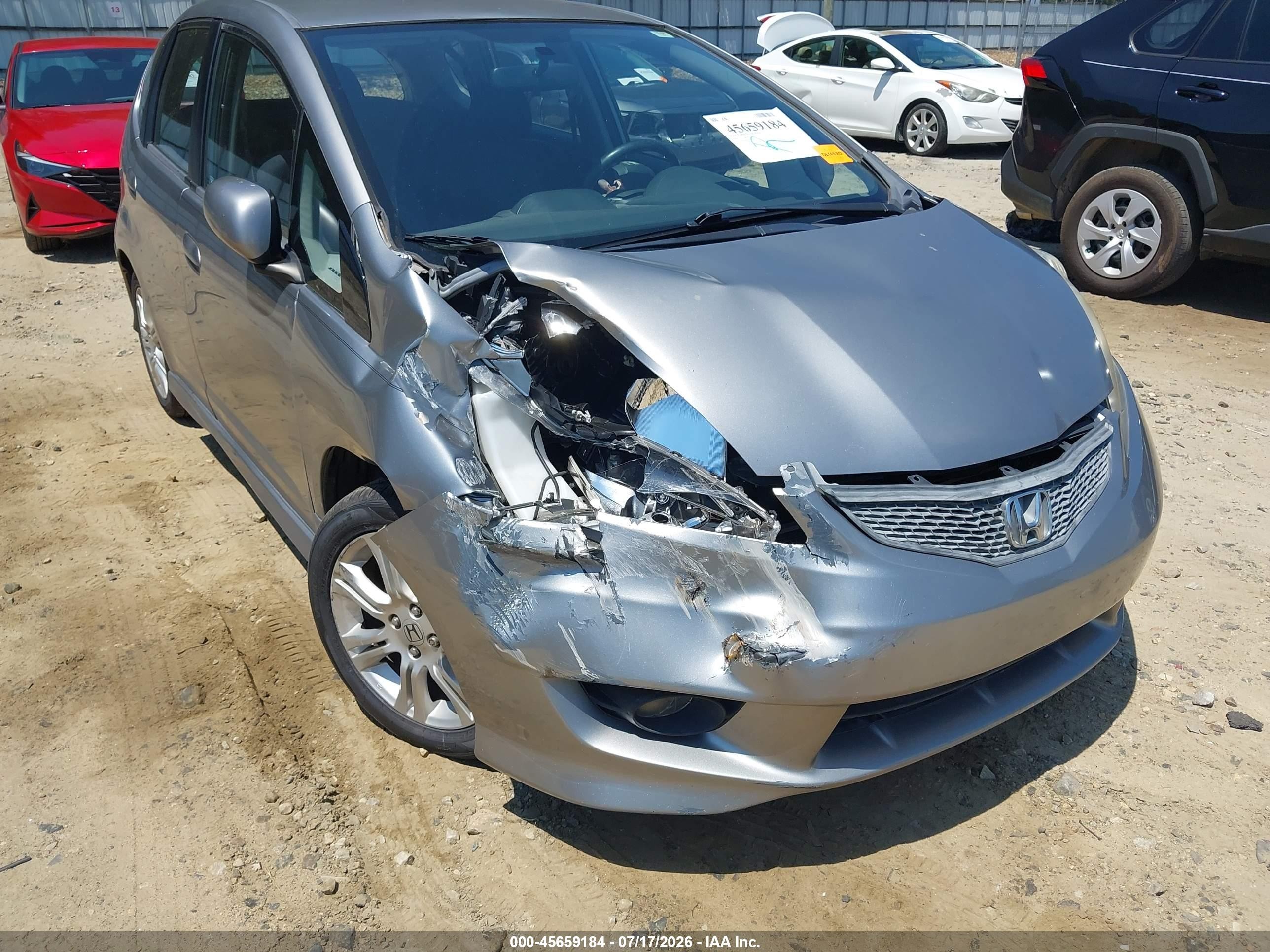 2009 Honda Fit Sport Silver vin: JHMGE88439S002962