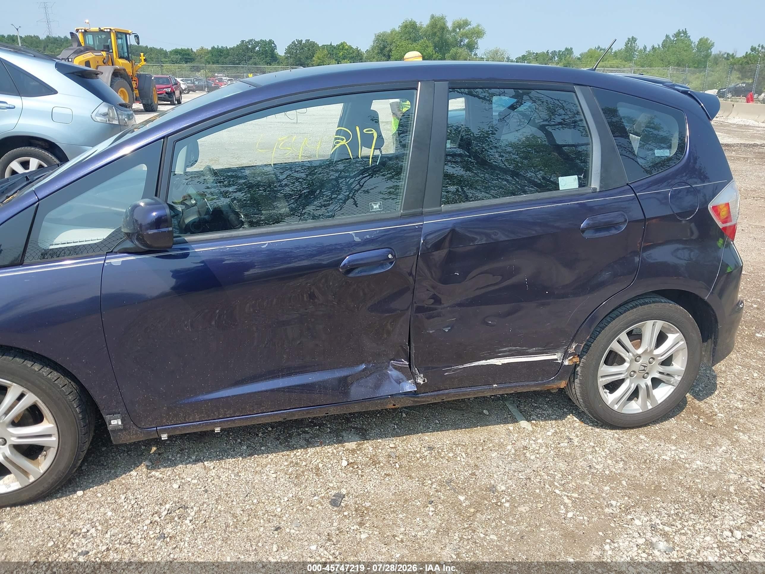 2009 Honda Fit Sport Purple vin: JHMGE88439S043673