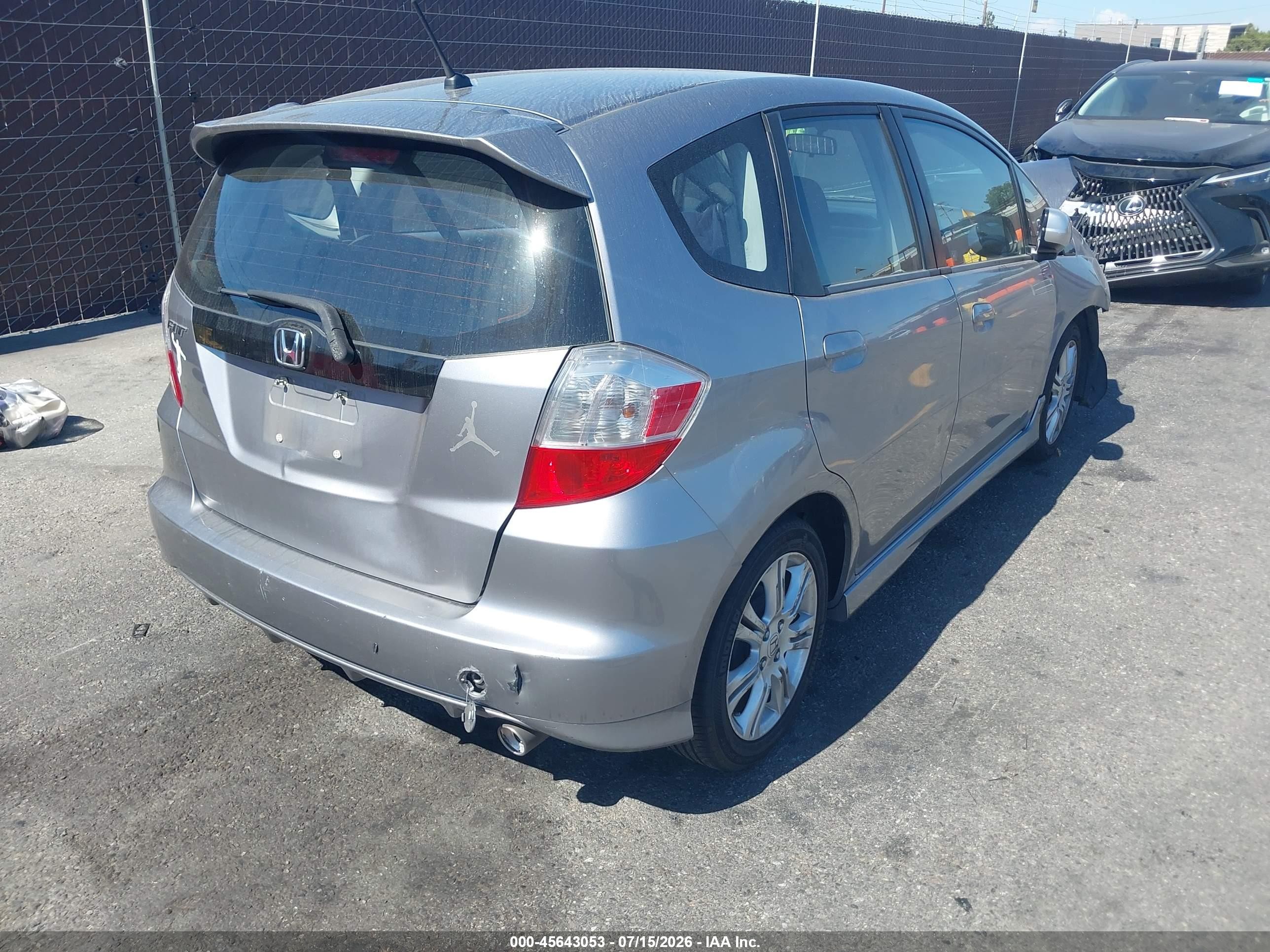 2009 Honda Fit Sport Gray vin: JHMGE88439S072087