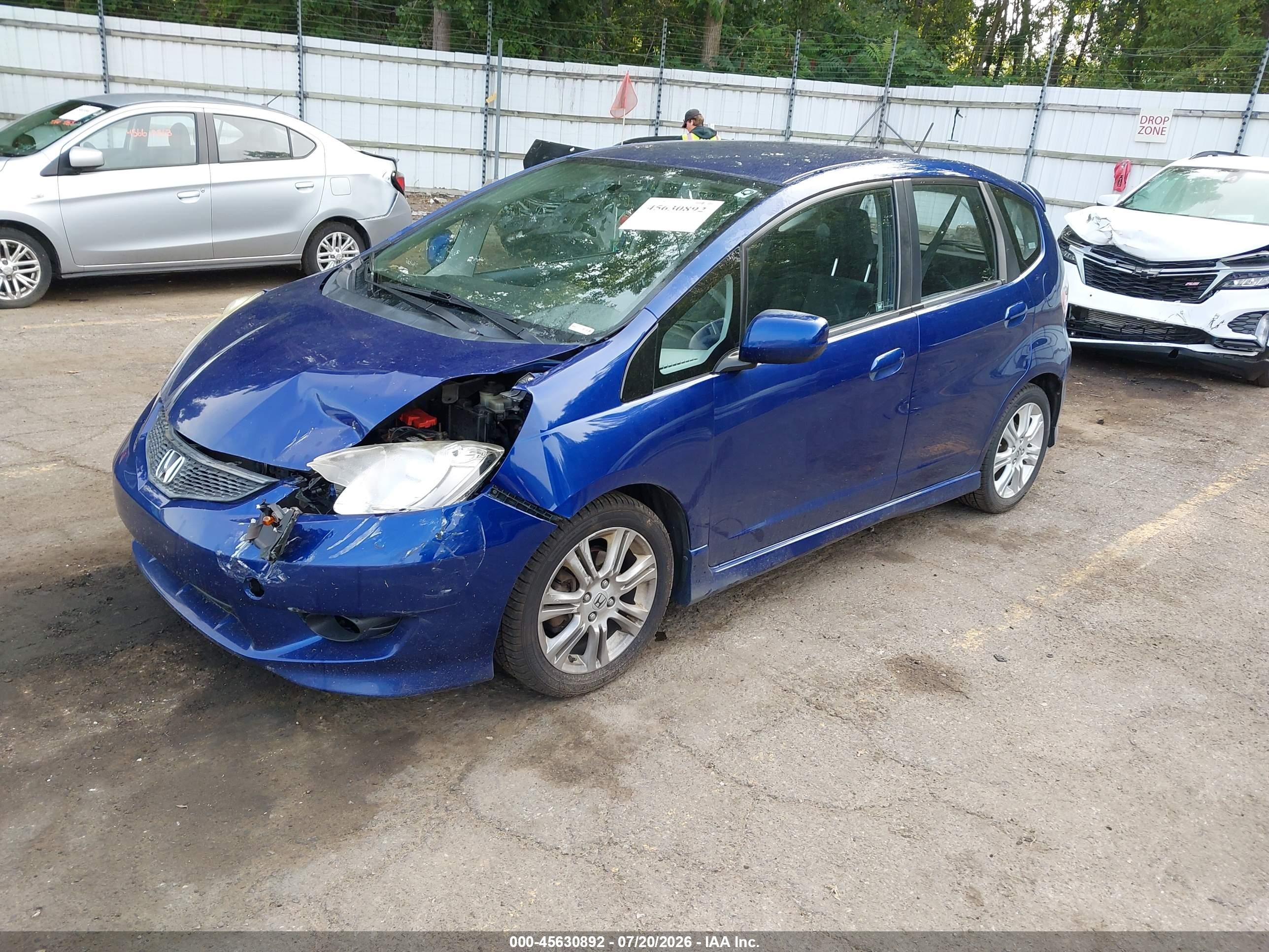 2009 Honda Fit Sport Blue vin: JHMGE88449S021374
