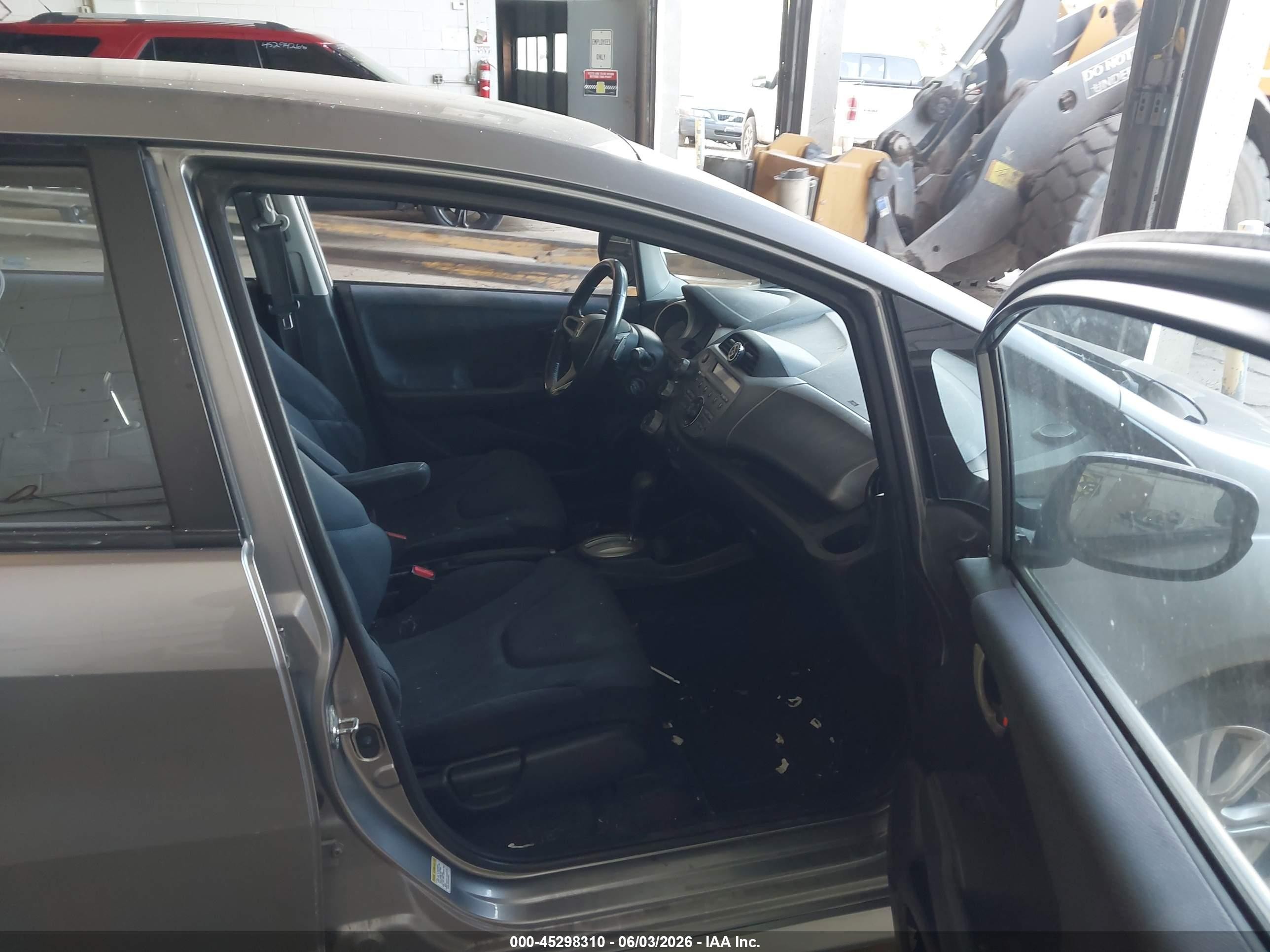 2009 Honda Fit Sport Gray vin: JHMGE88459S010500