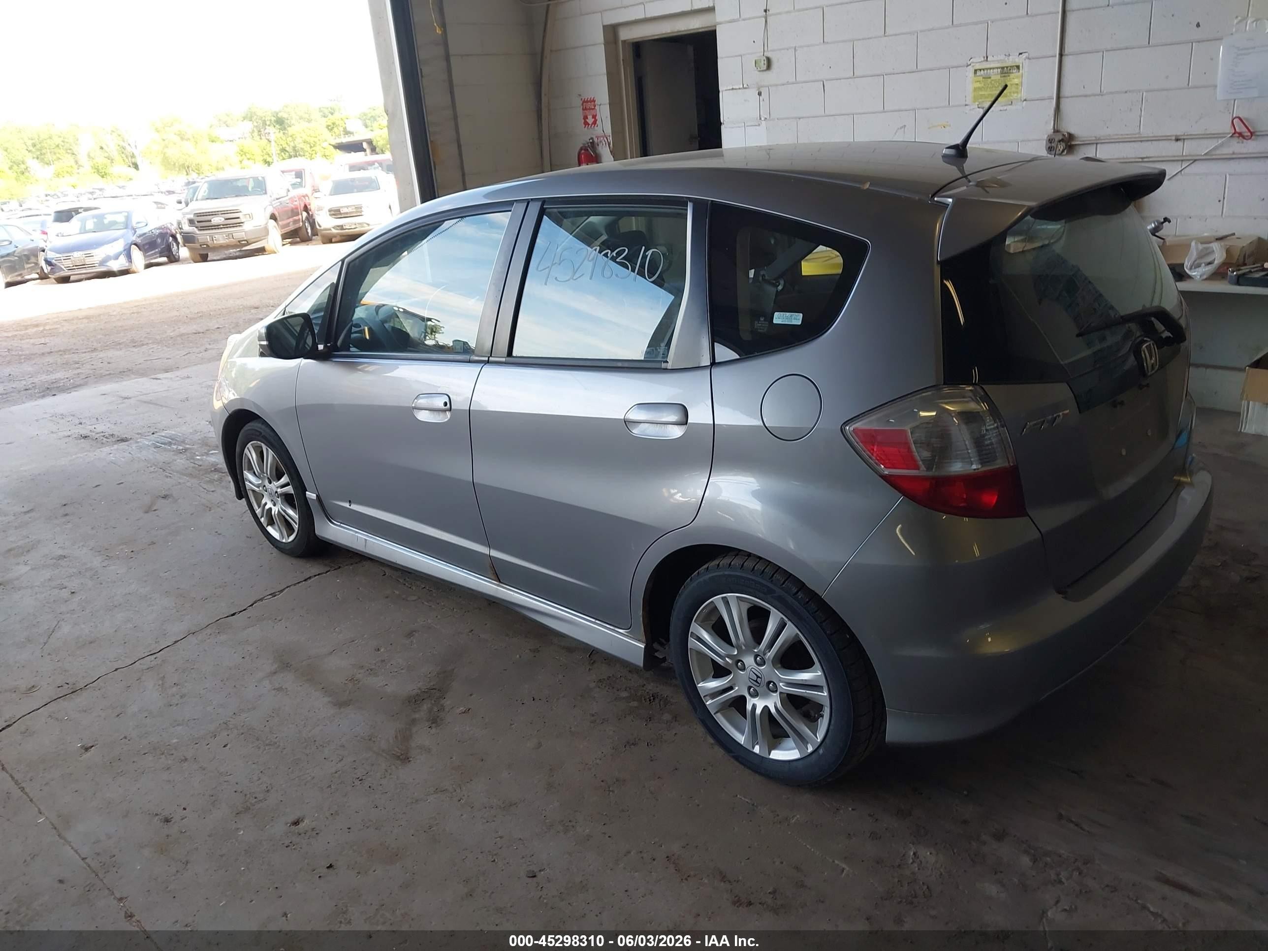2009 Honda Fit Sport Gray vin: JHMGE88459S010500