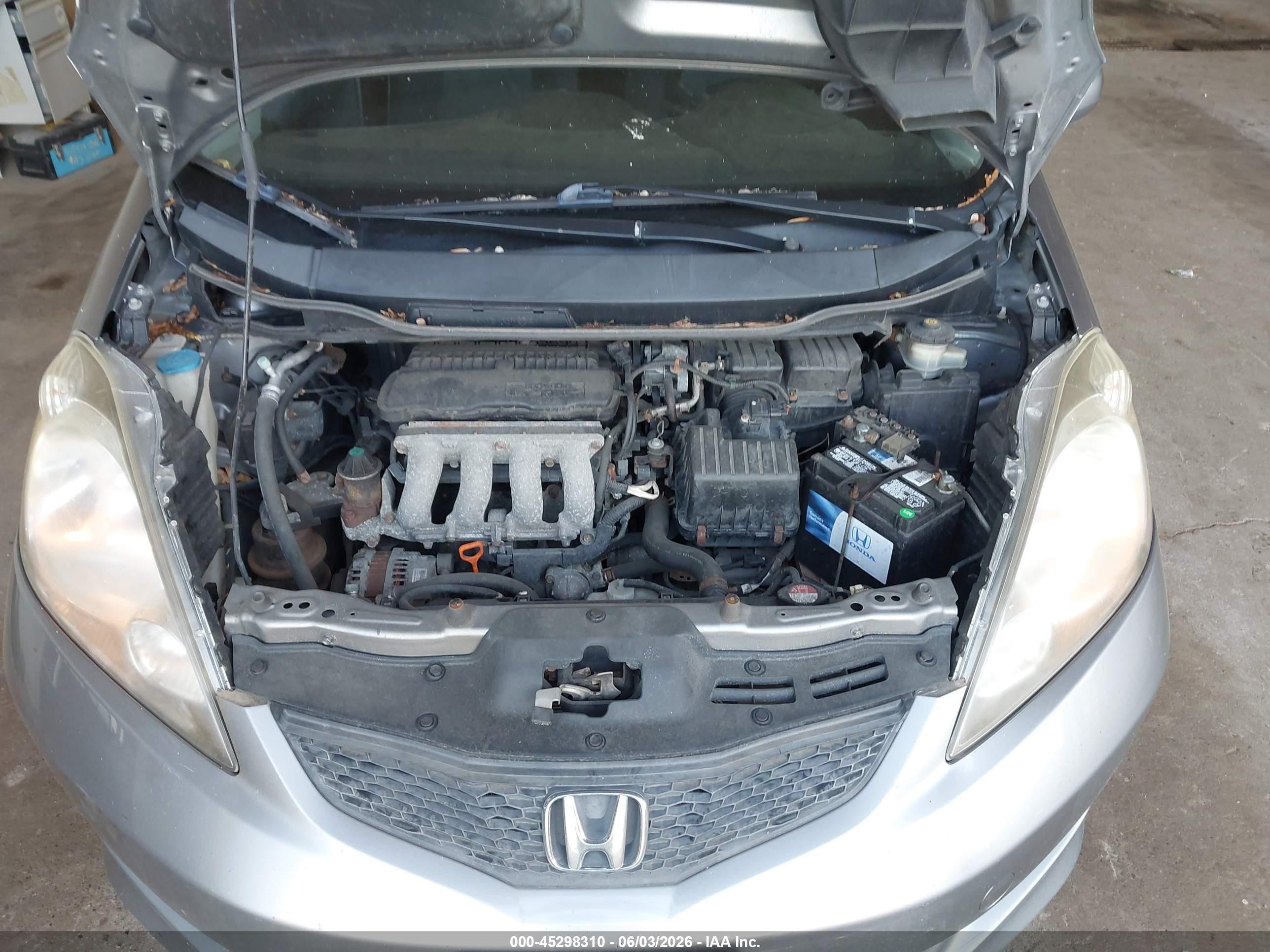 2009 Honda Fit Sport Gray vin: JHMGE88459S010500