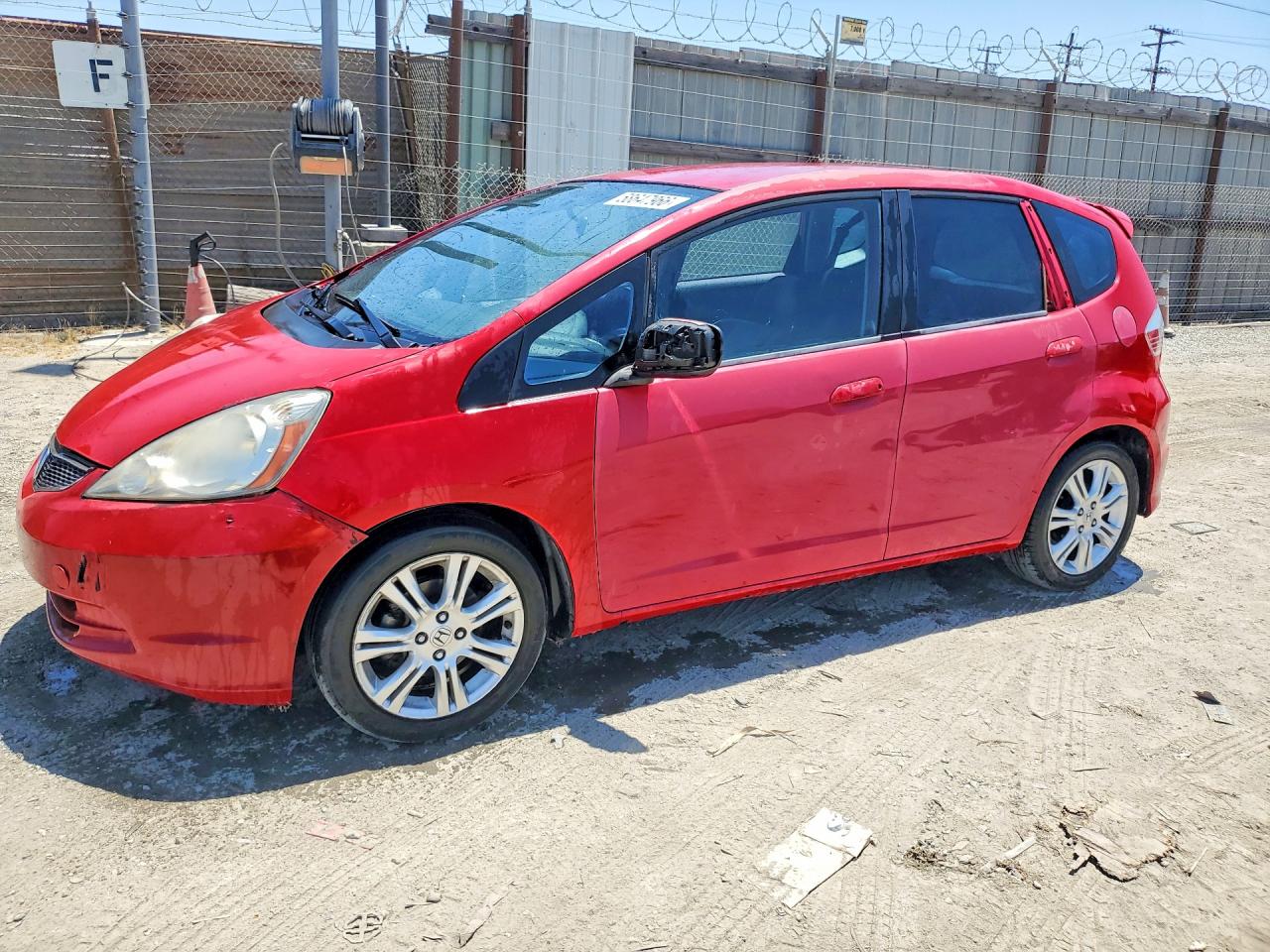 2009 Honda Fit Sport Red vin: JHMGE88459S011517