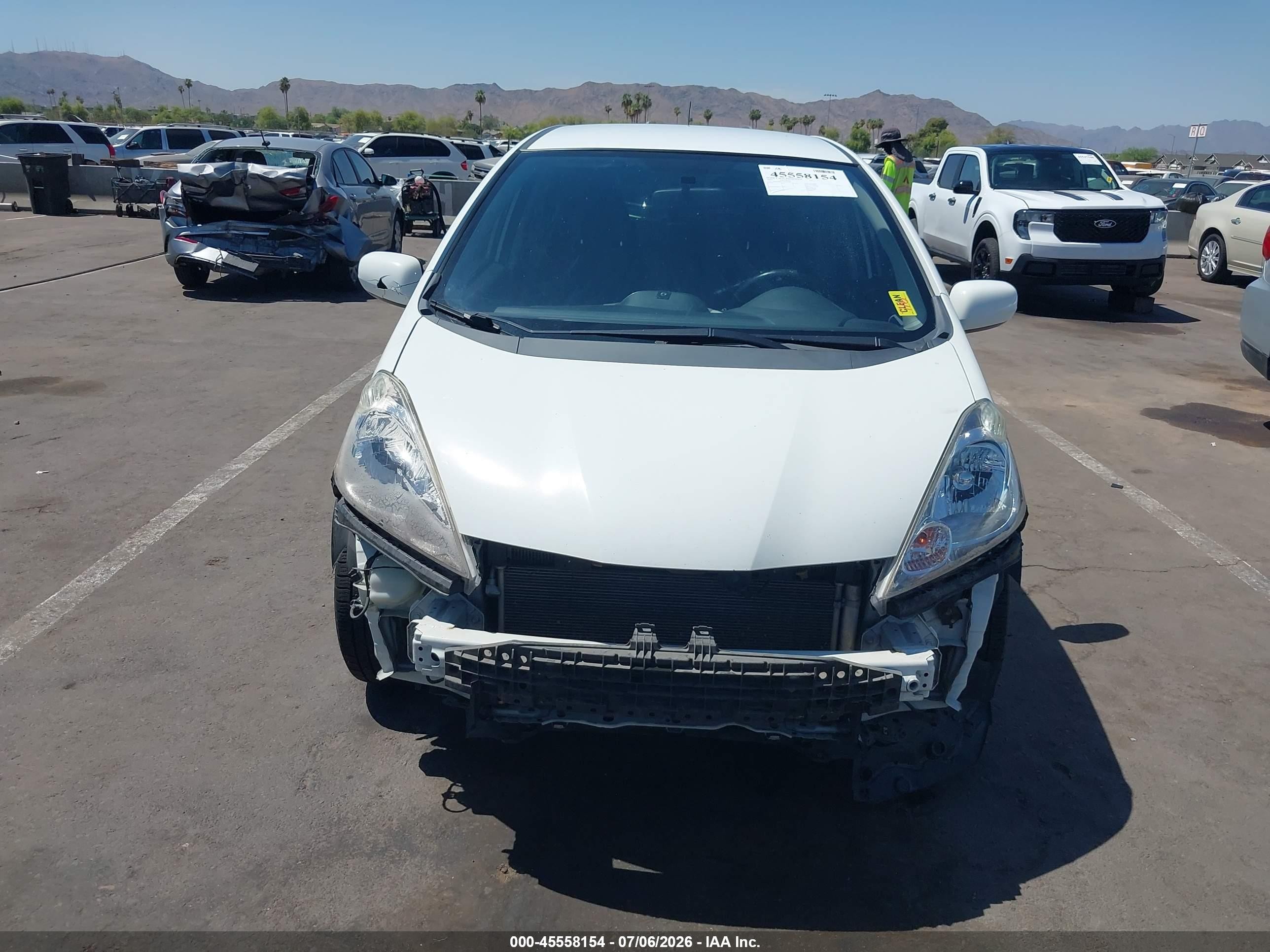 2009 Honda Fit Sport White vin: JHMGE88459S056800