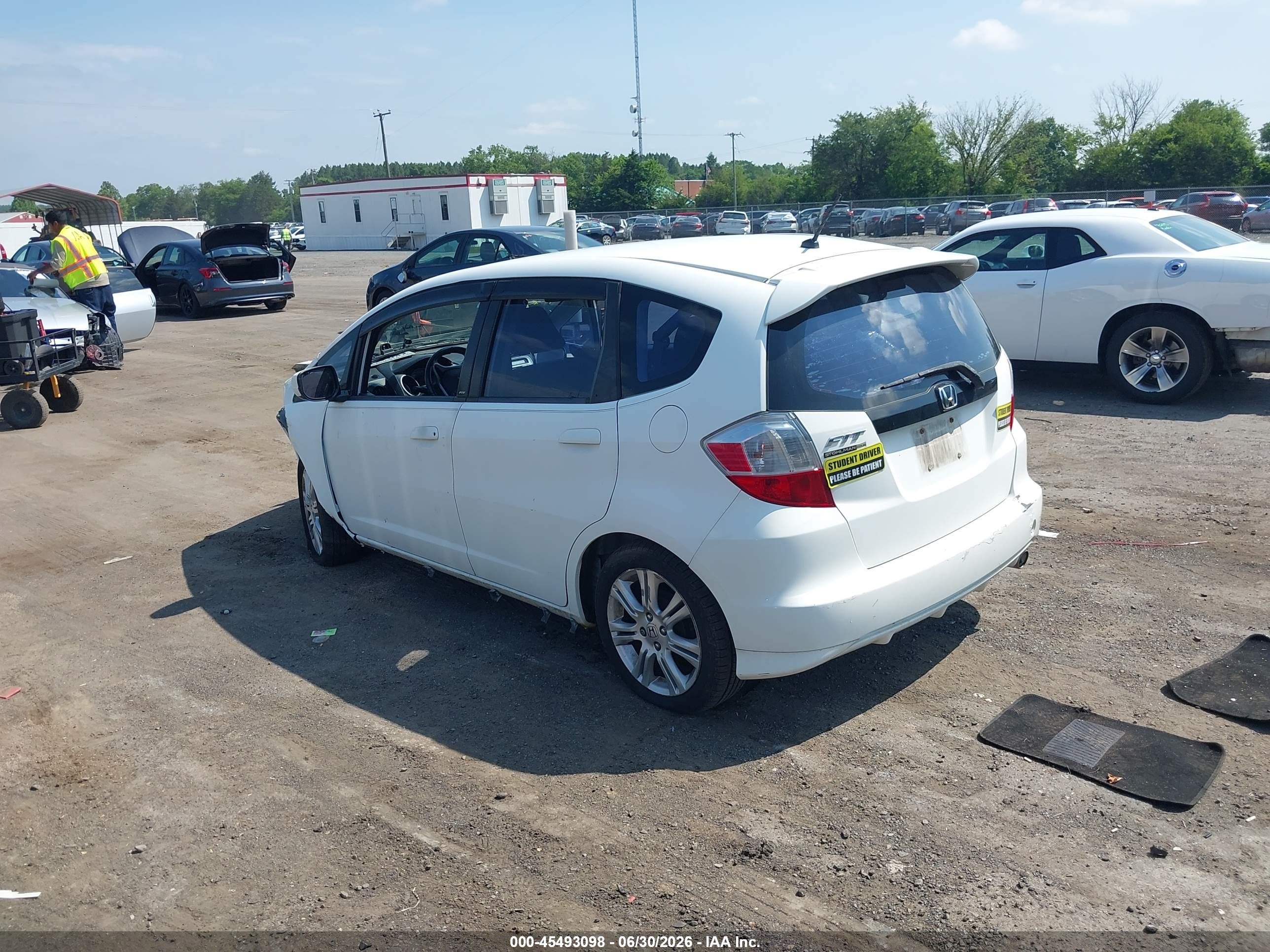 2009 Honda Fit Sport Белый vin: JHMGE88469C000424