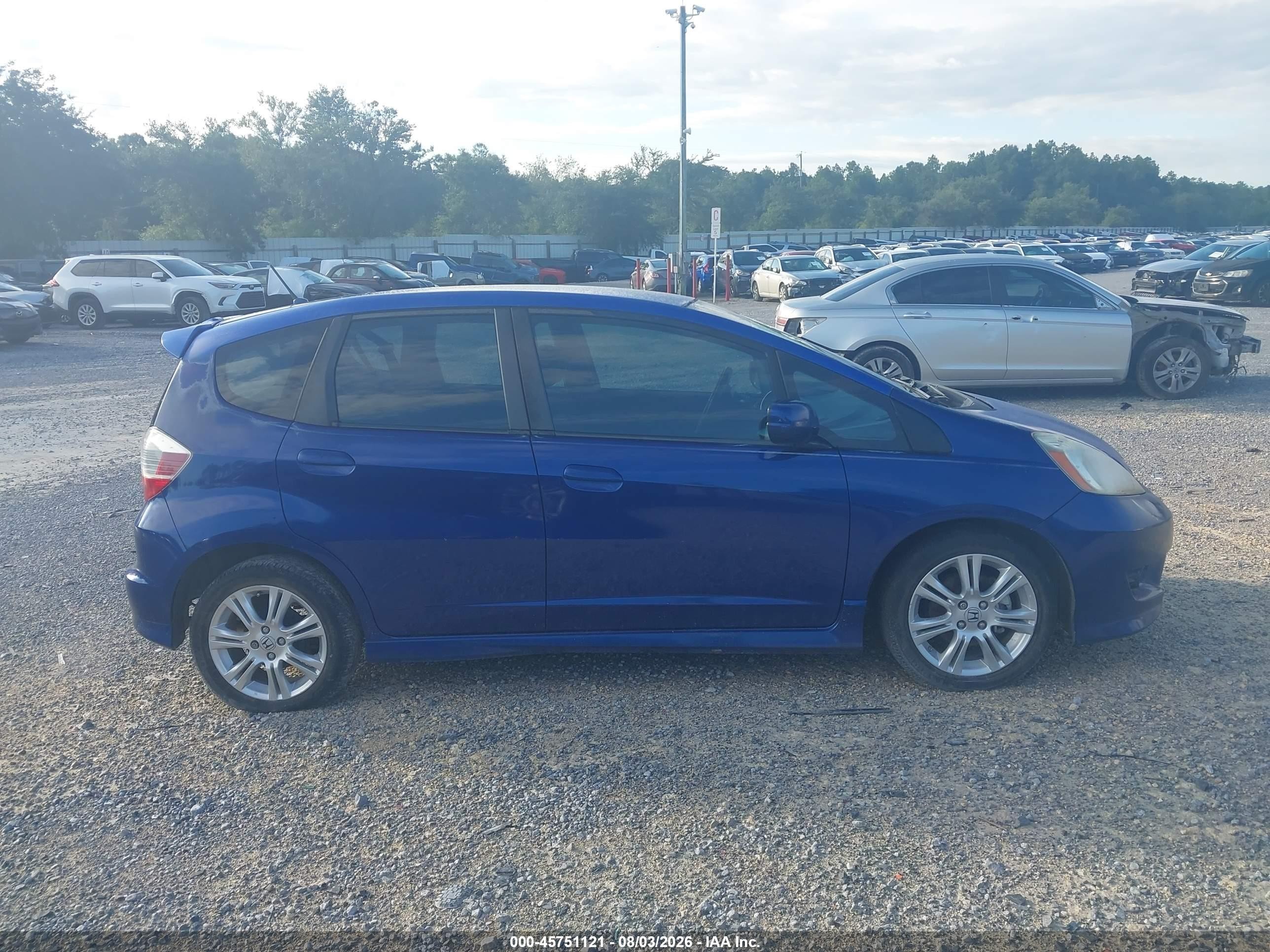 2009 Honda Fit Sport Blue vin: JHMGE88469S031324