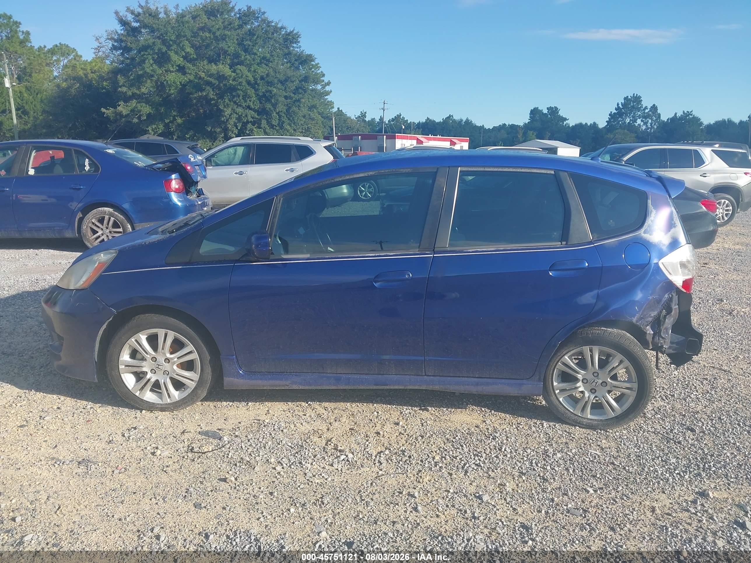2009 Honda Fit Sport Blue vin: JHMGE88469S031324