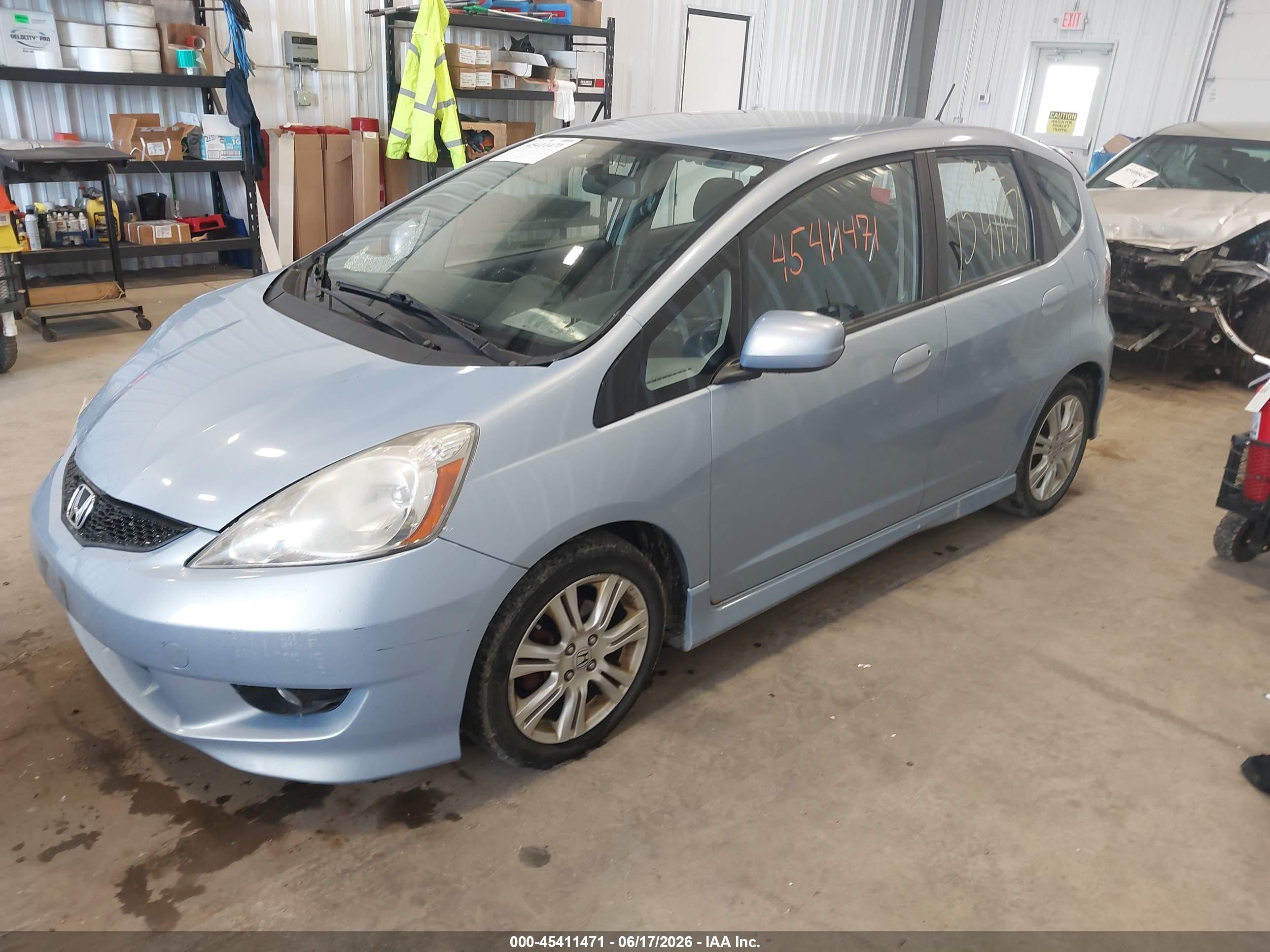 2009 Honda Fit Sport Blue vin: JHMGE88469S053551