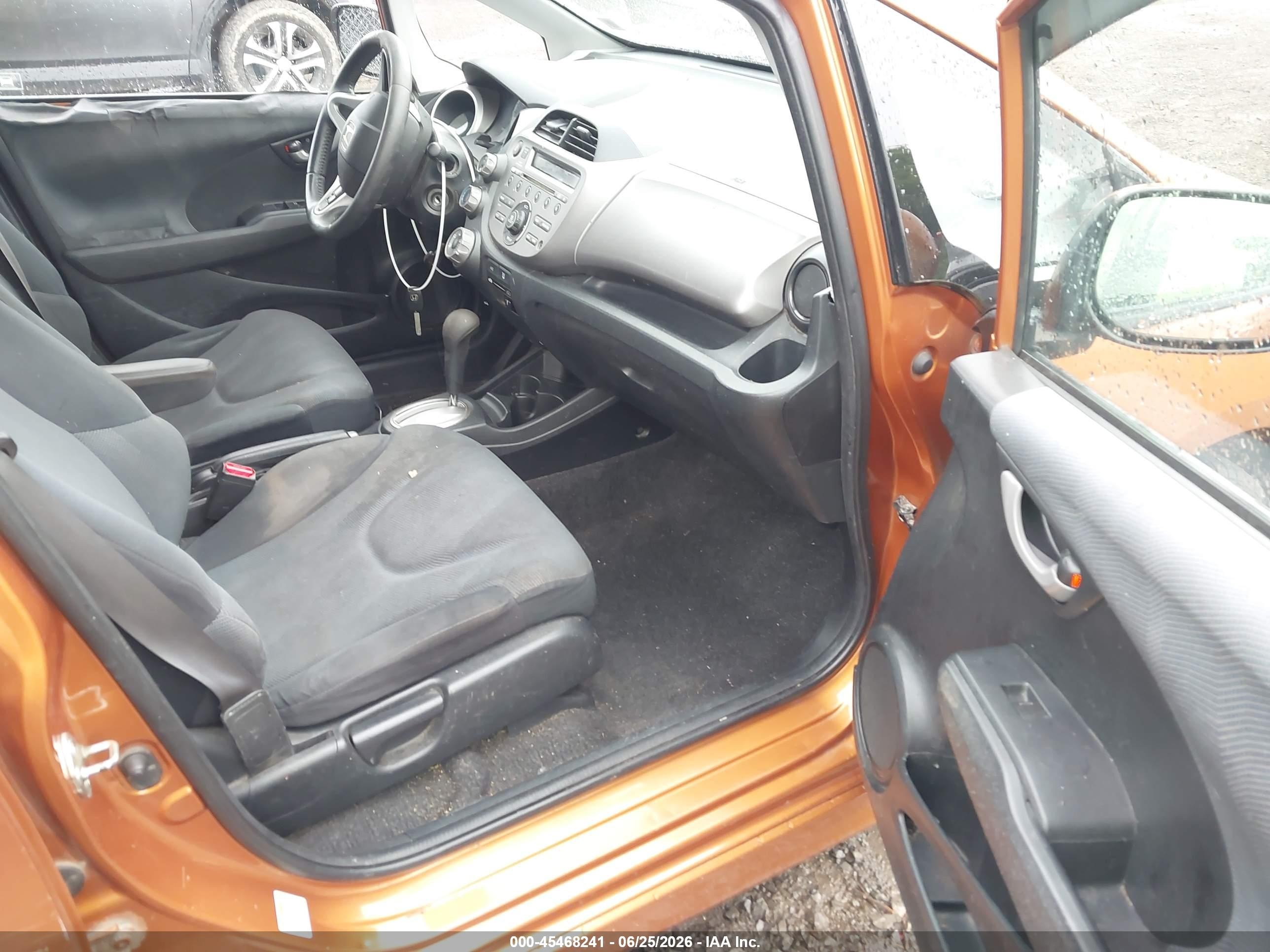 2009 Honda Fit Sport Orange vin: JHMGE88469S074349