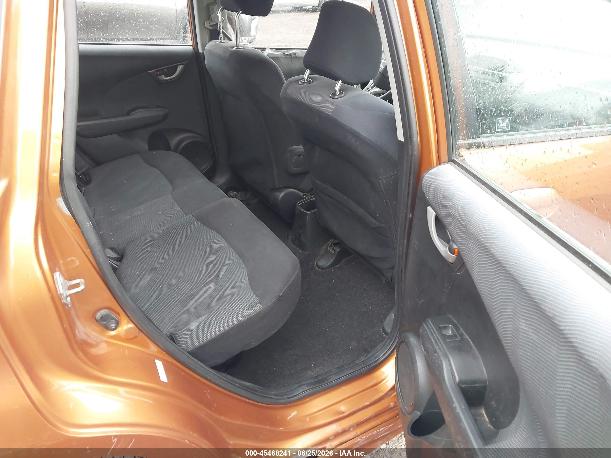 2009 Honda Fit Sport Orange vin: JHMGE88469S074349