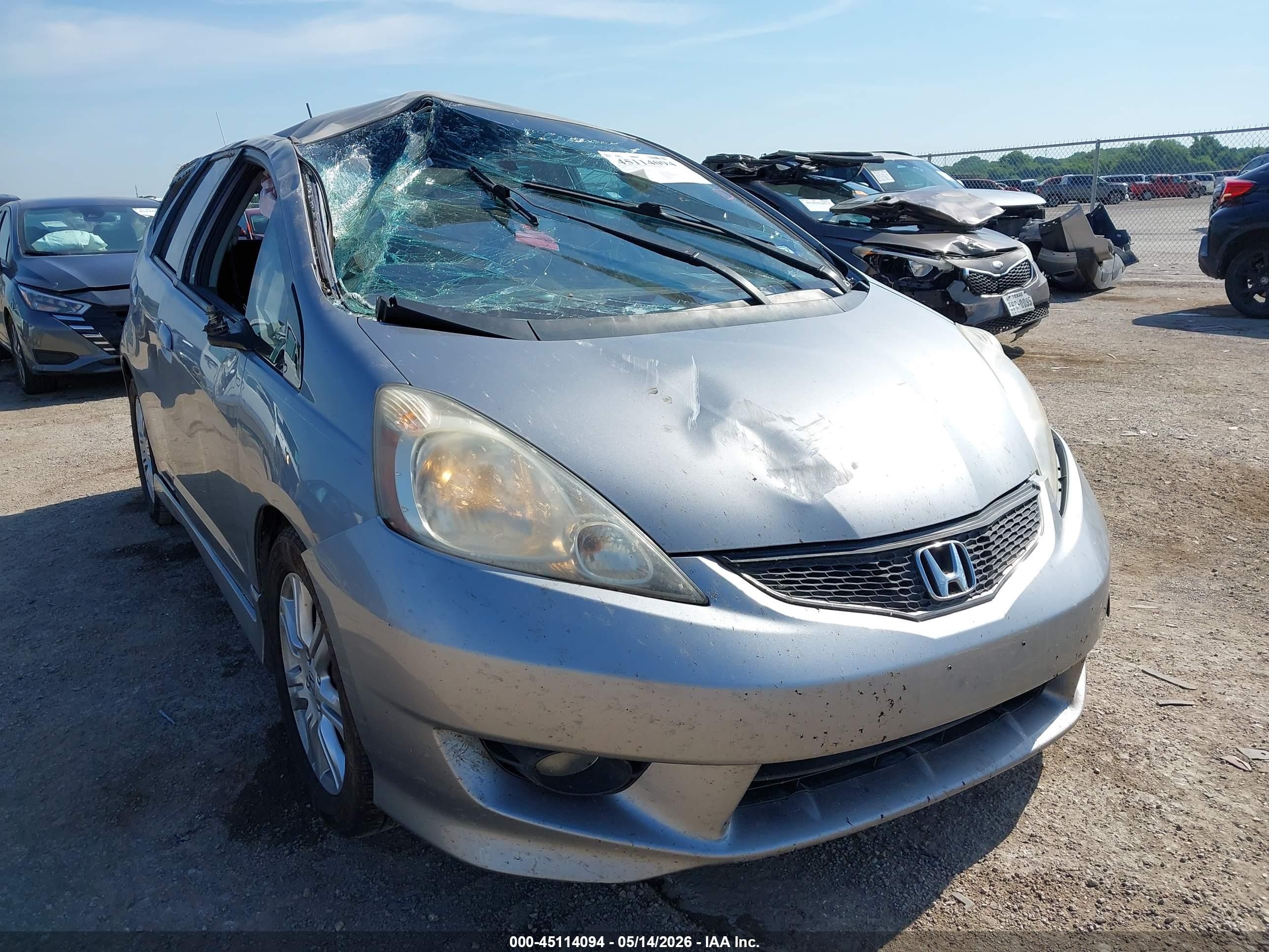 2009 Honda Fit Sport Silver vin: JHMGE88479S003354