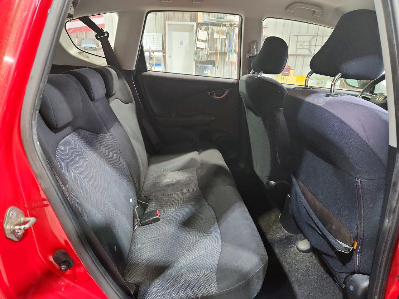 2009 Honda Fit Sport Red vin: JHMGE88479S004388