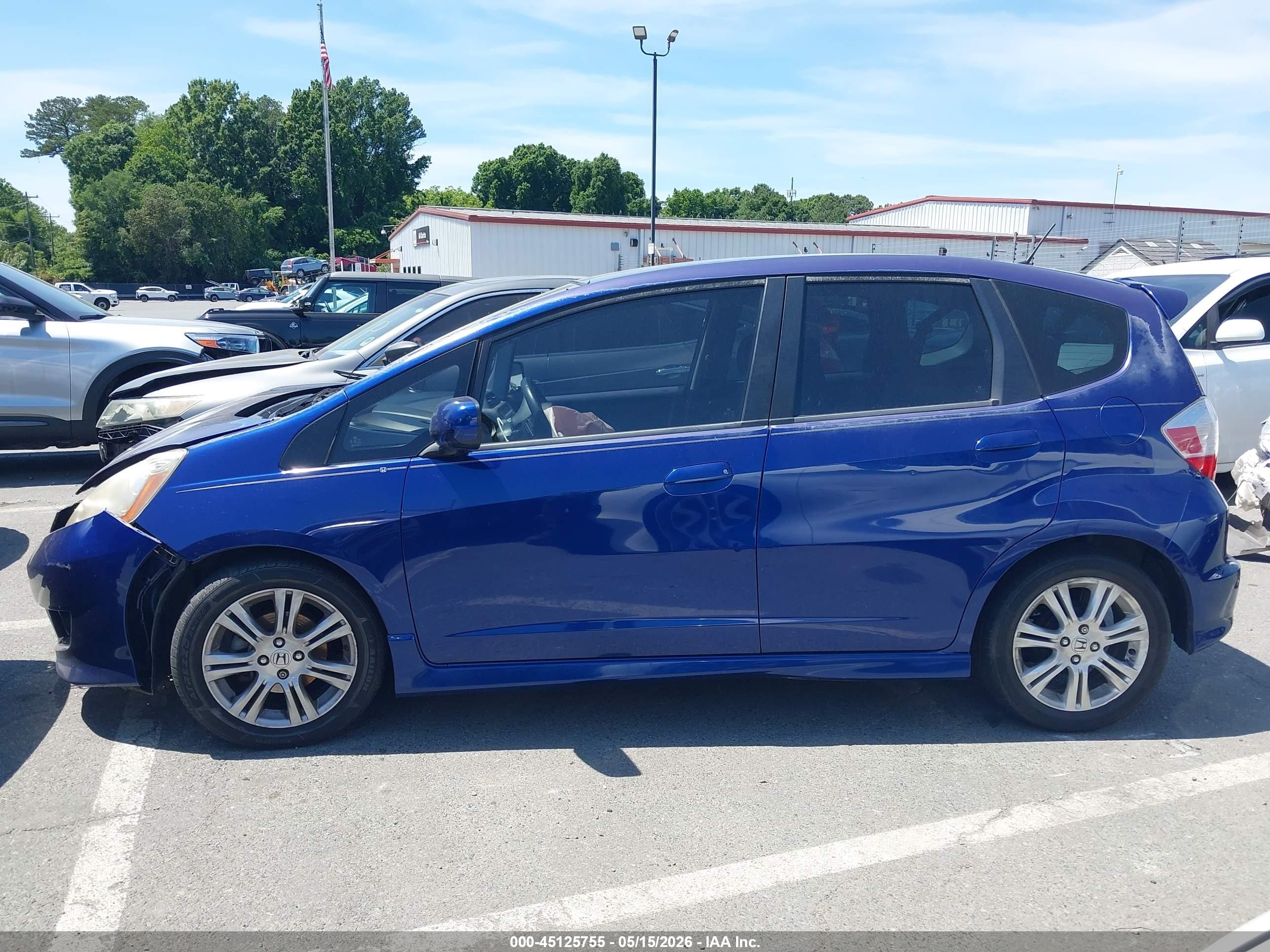 2009 Honda Fit Sport Blue vin: JHMGE88479S031221