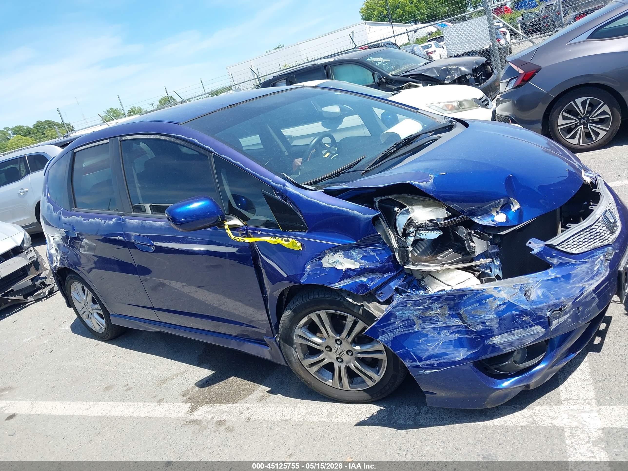 2009 Honda Fit Sport Blue vin: JHMGE88479S031221