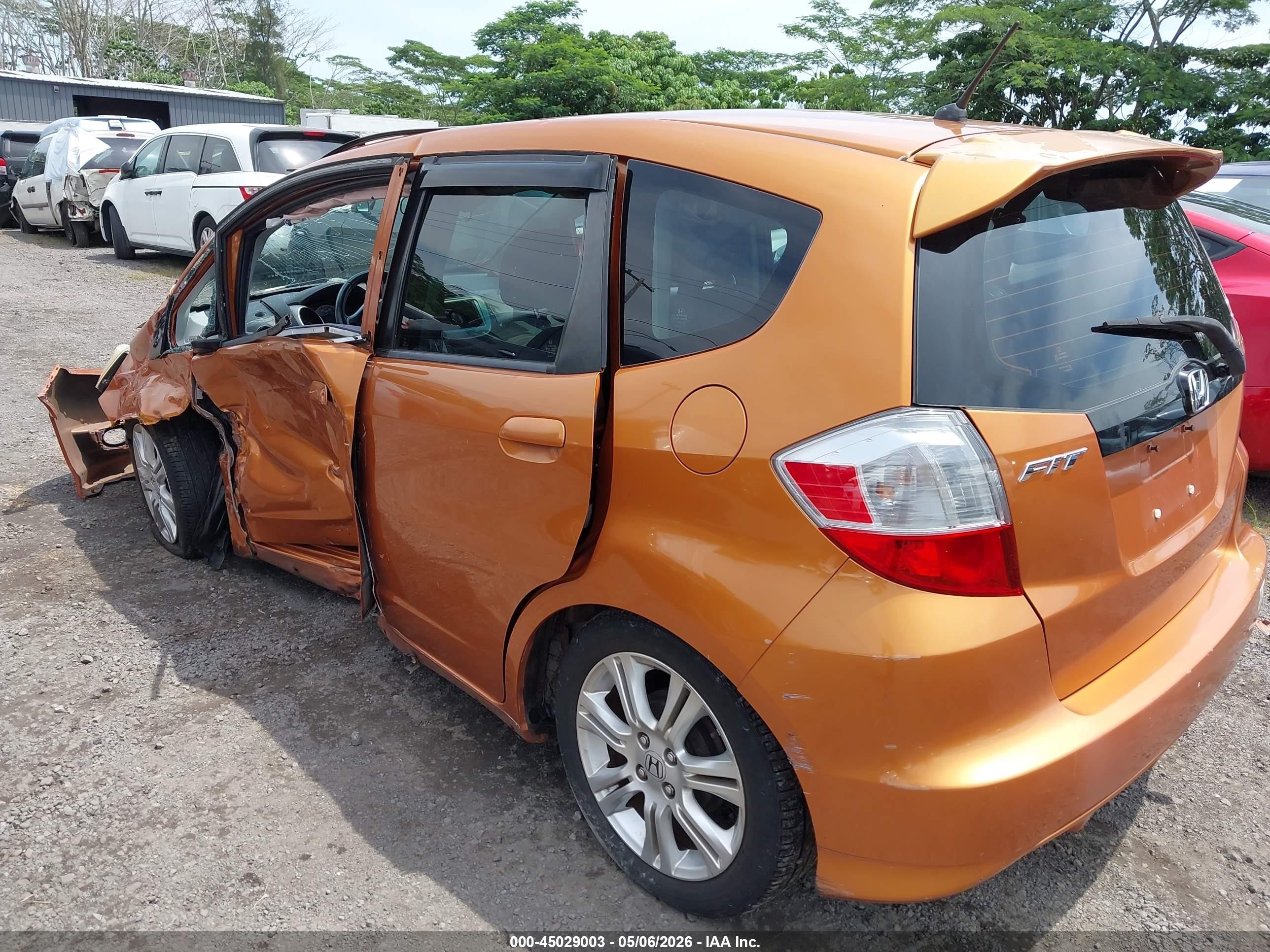 2009 Honda Fit Sport Orange vin: JHMGE88479S033695