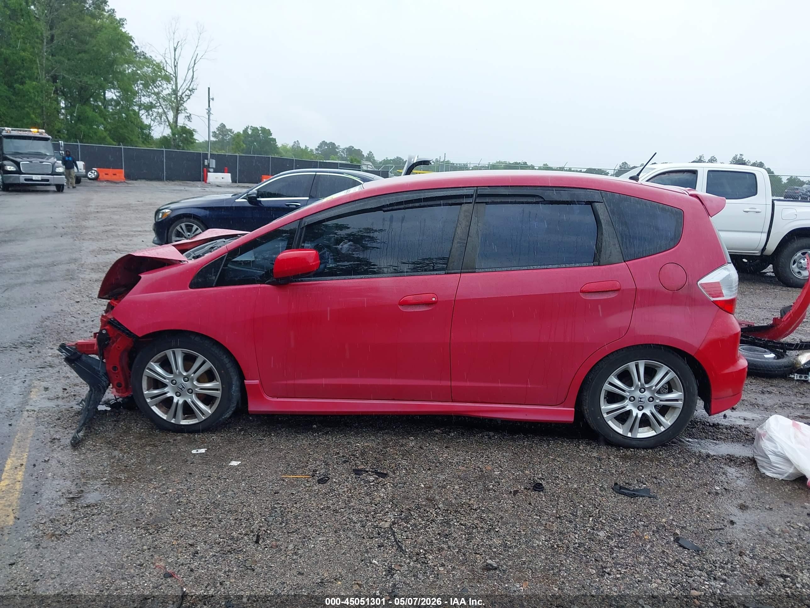 2009 Honda Fit Sport Красный vin: JHMGE88479S041148
