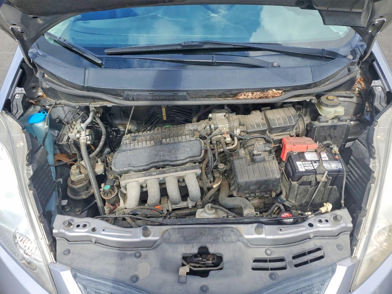2009 Honda Fit Sport Silver vin: JHMGE88489S027078