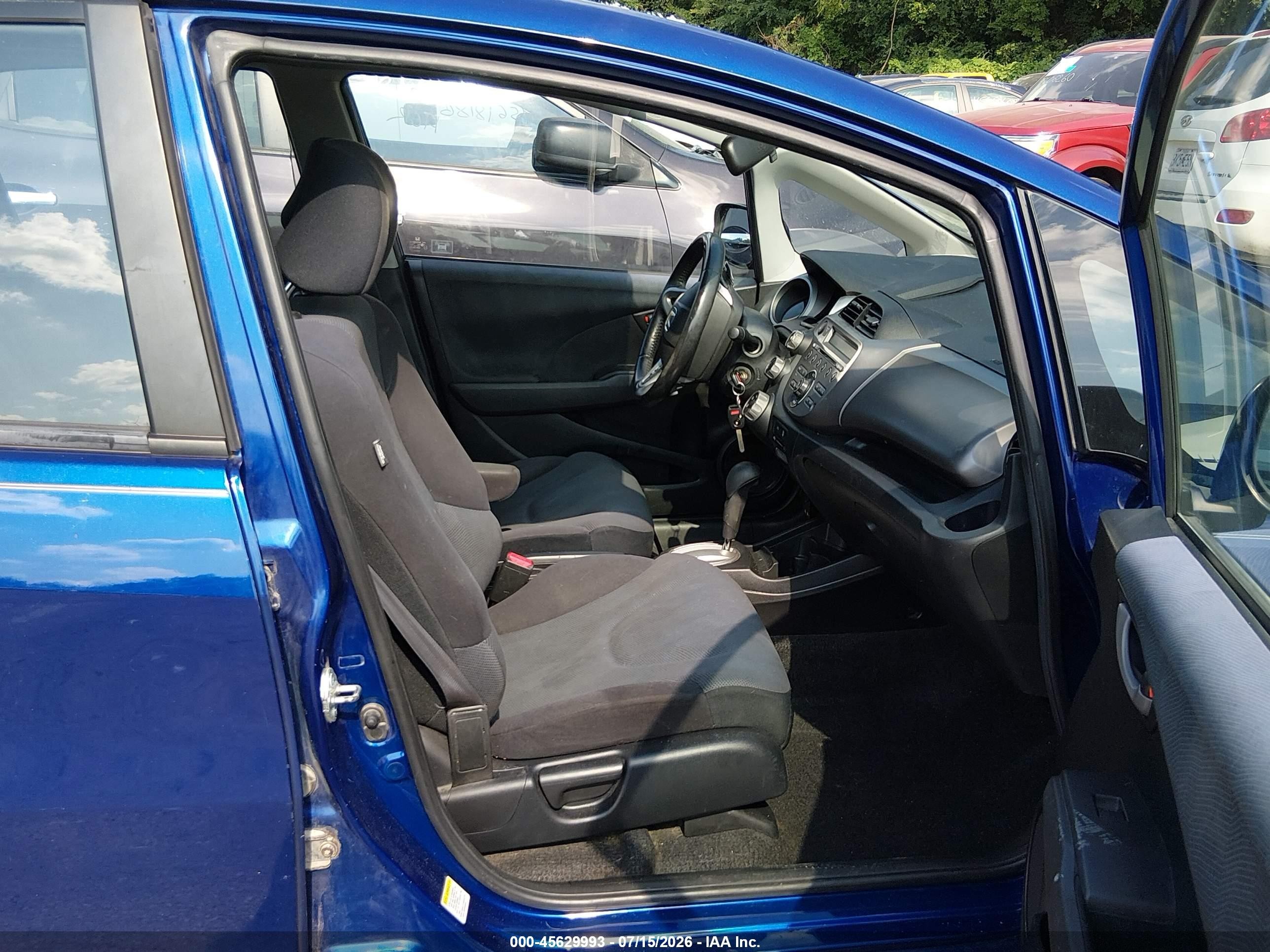 2009 Honda Fit Sport Blue vin: JHMGE88489S064227