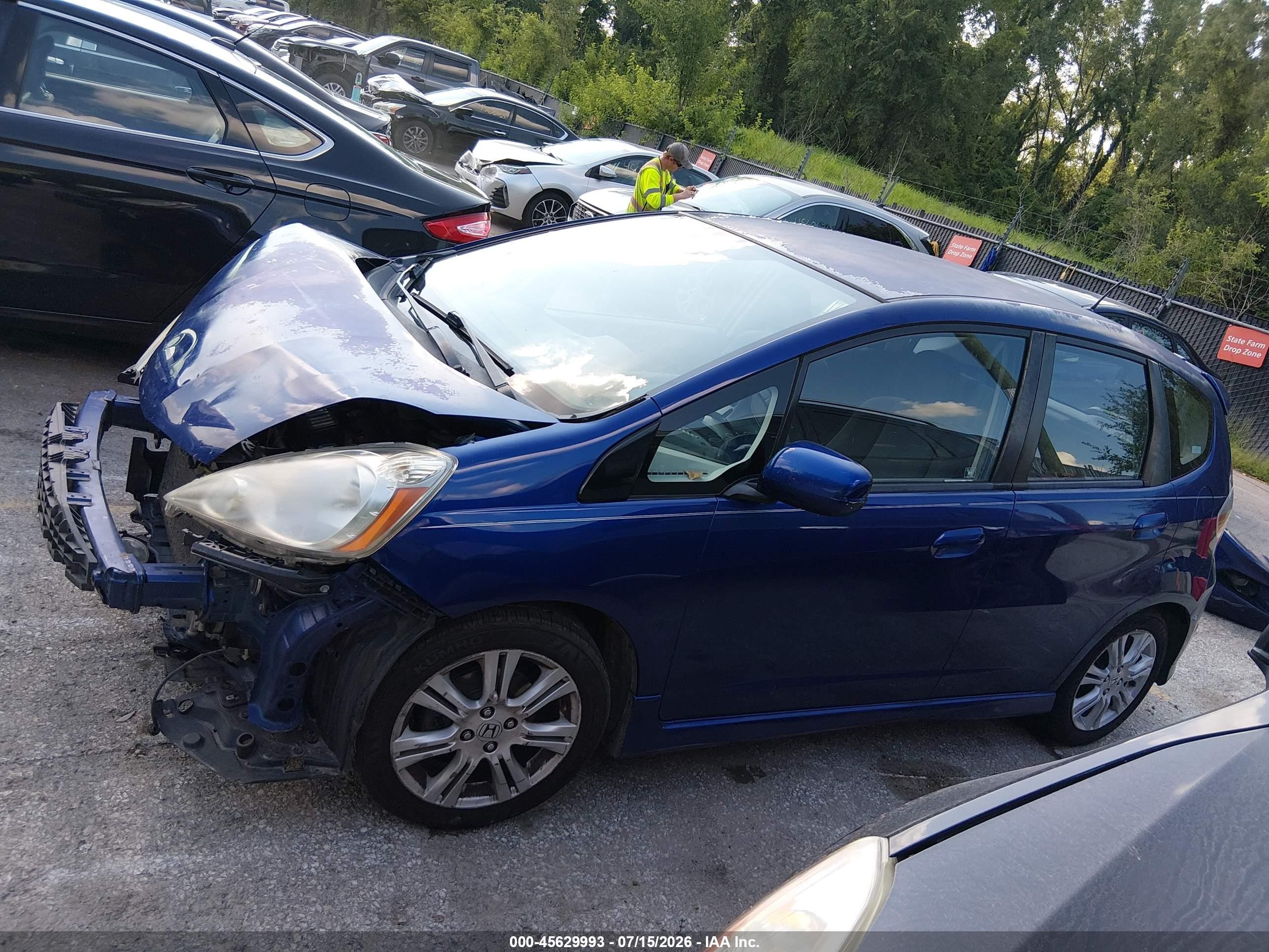 2009 Honda Fit Sport Blue vin: JHMGE88489S064227