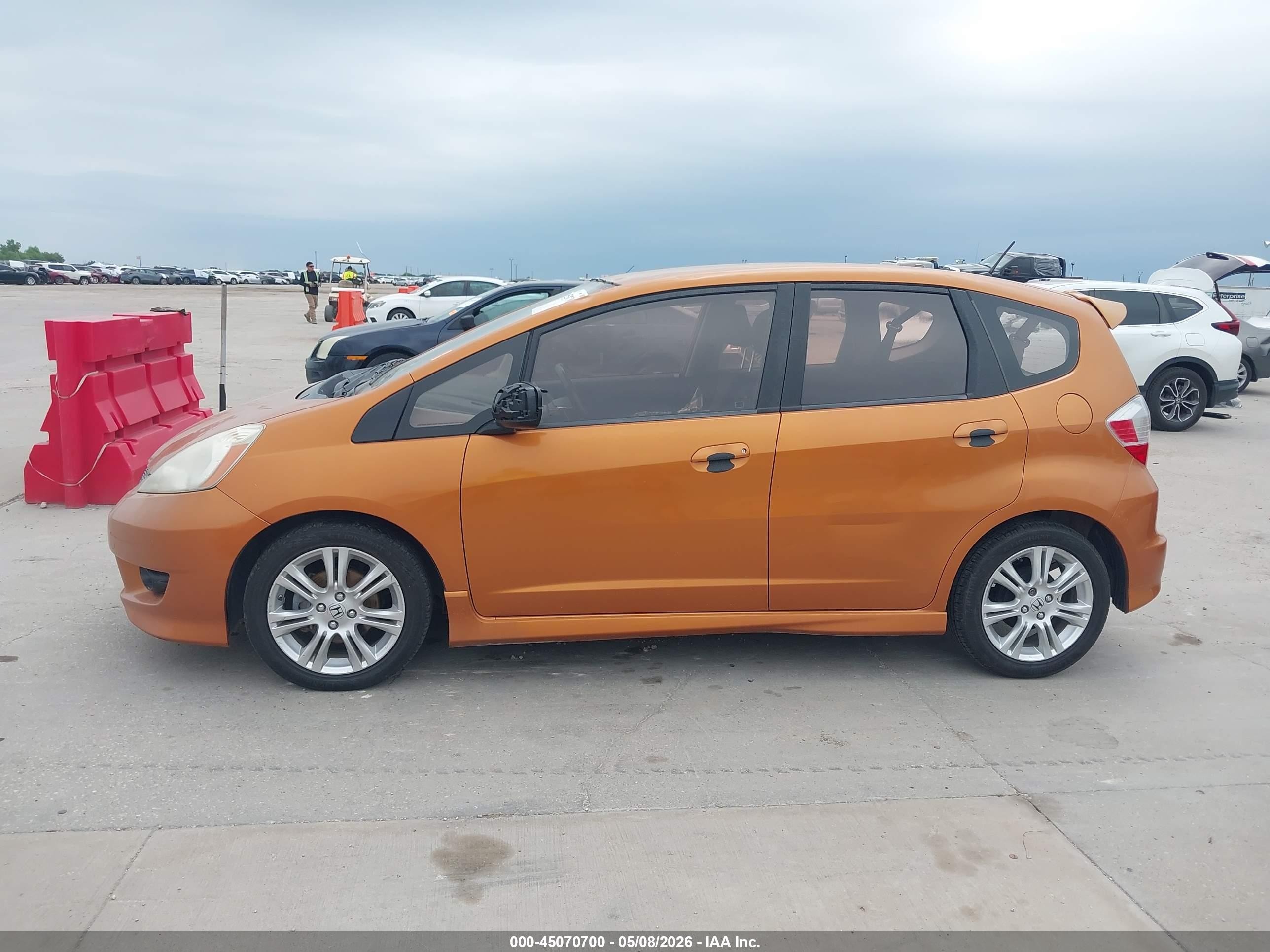 2009 Honda Fit Sport Оранжевый vin: JHMGE88489S069332