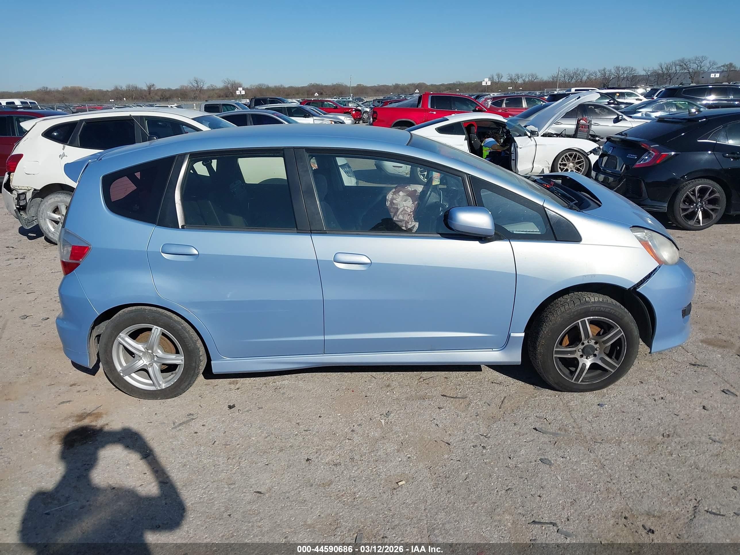 2009 Honda Fit Sport Blue vin: JHMGE88499C001017