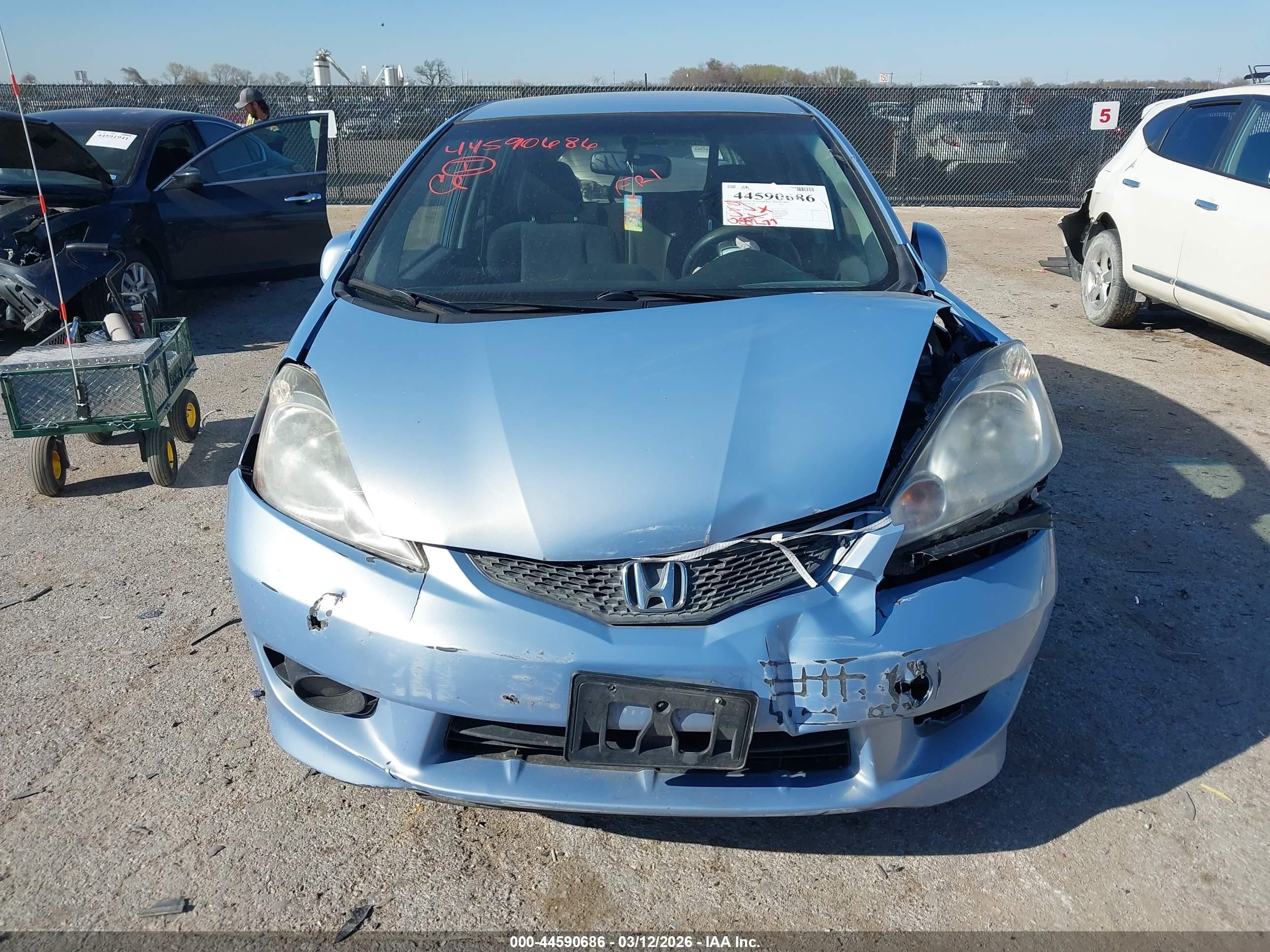 2009 Honda Fit Sport Blue vin: JHMGE88499C001017