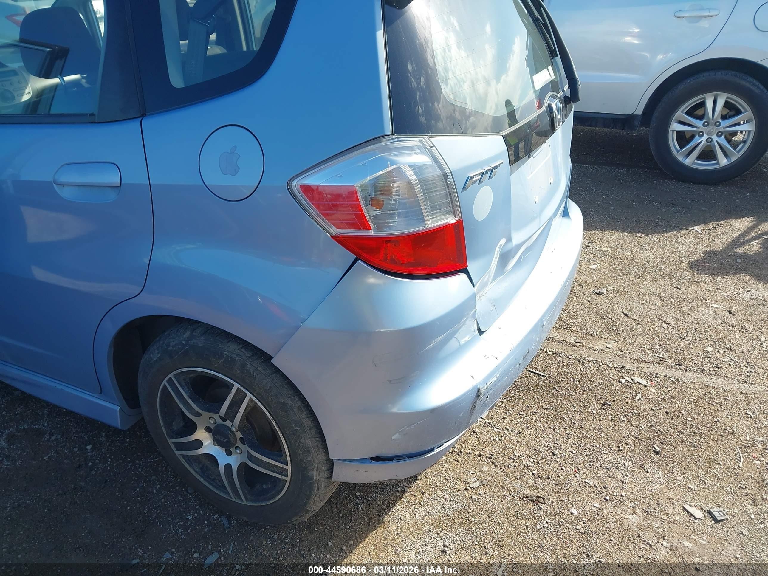 2009 Honda Fit Sport Blue vin: JHMGE88499C001017