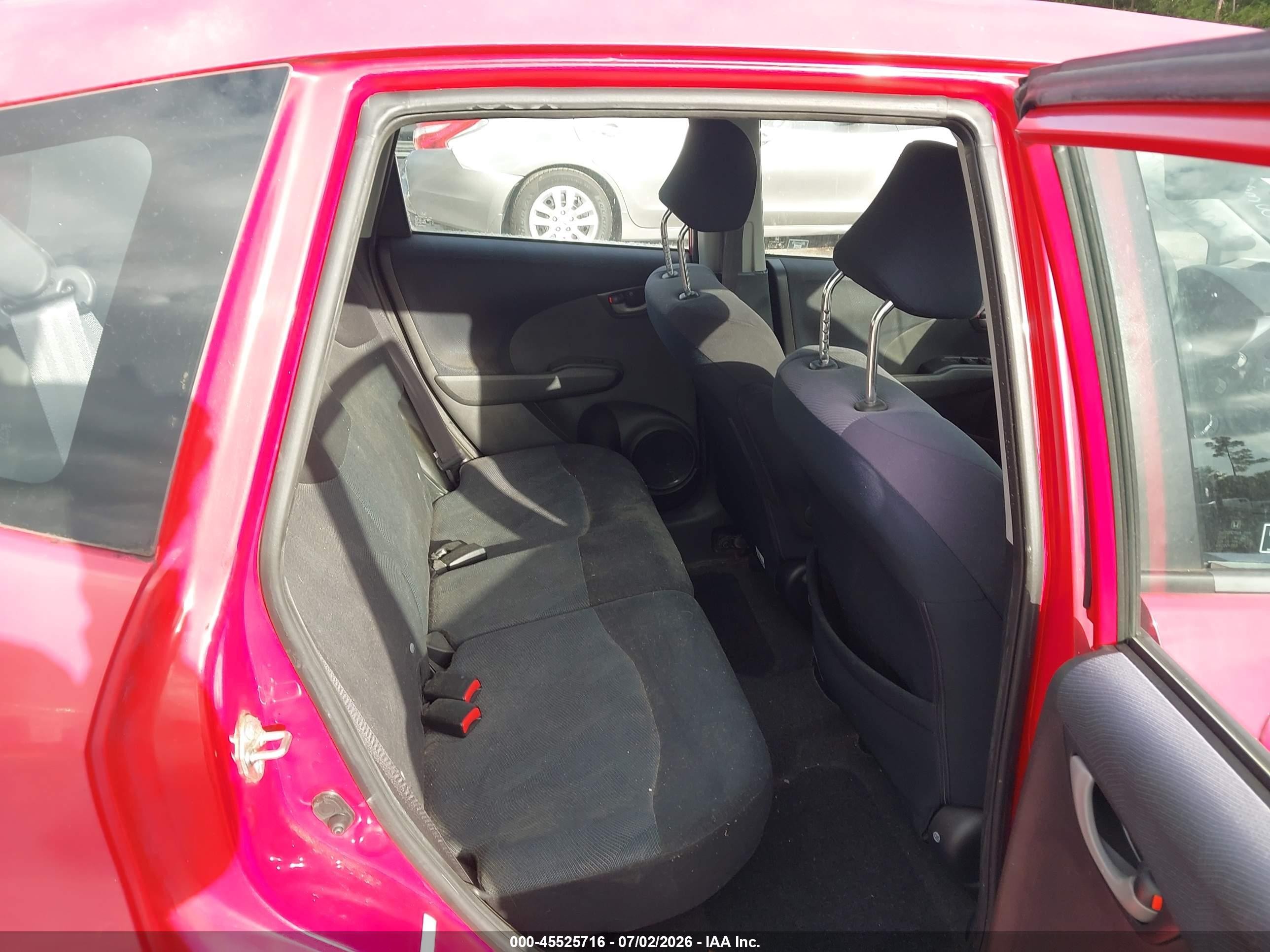 2009 Honda Fit Sport Red vin: JHMGE88499S014369