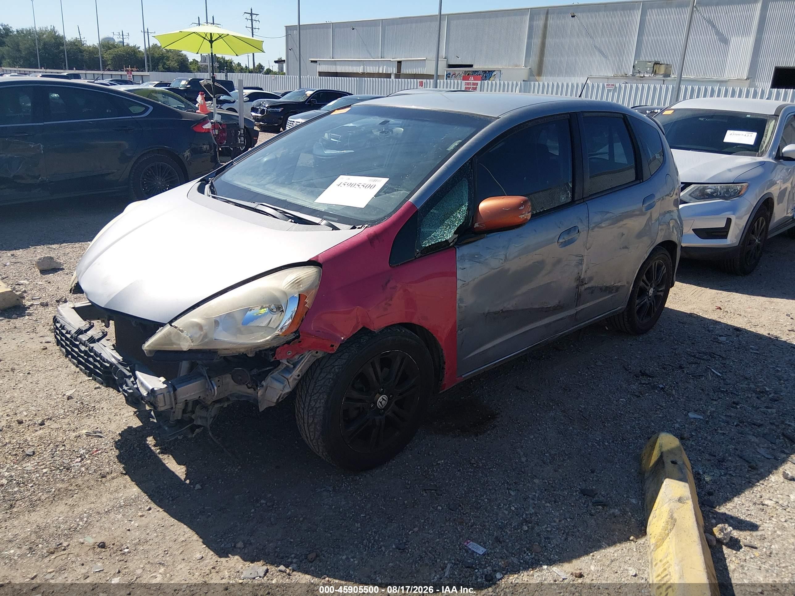 2009 Honda Fit Sport Silver vin: JHMGE88499S032368