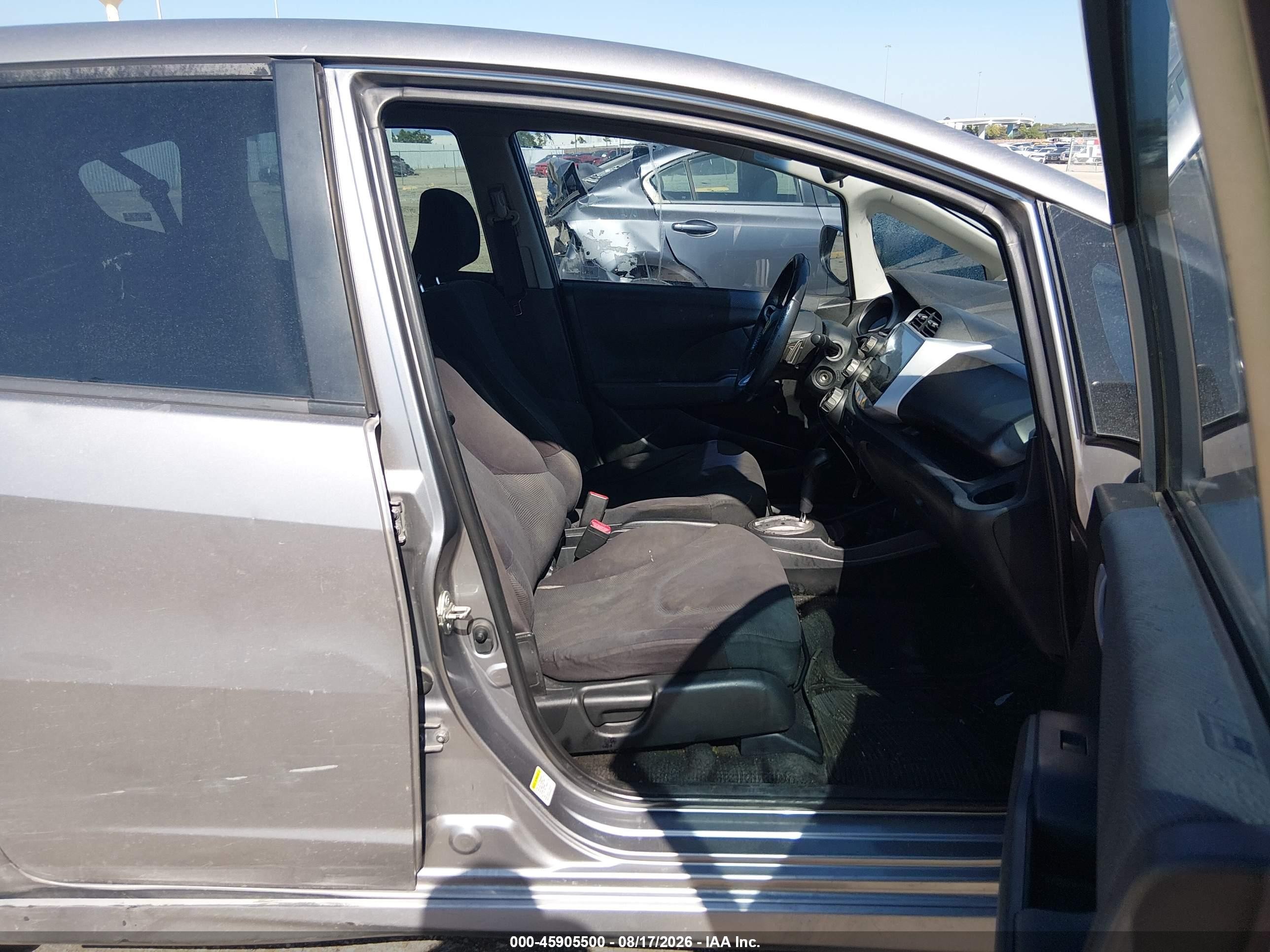 2009 Honda Fit Sport Silver vin: JHMGE88499S032368
