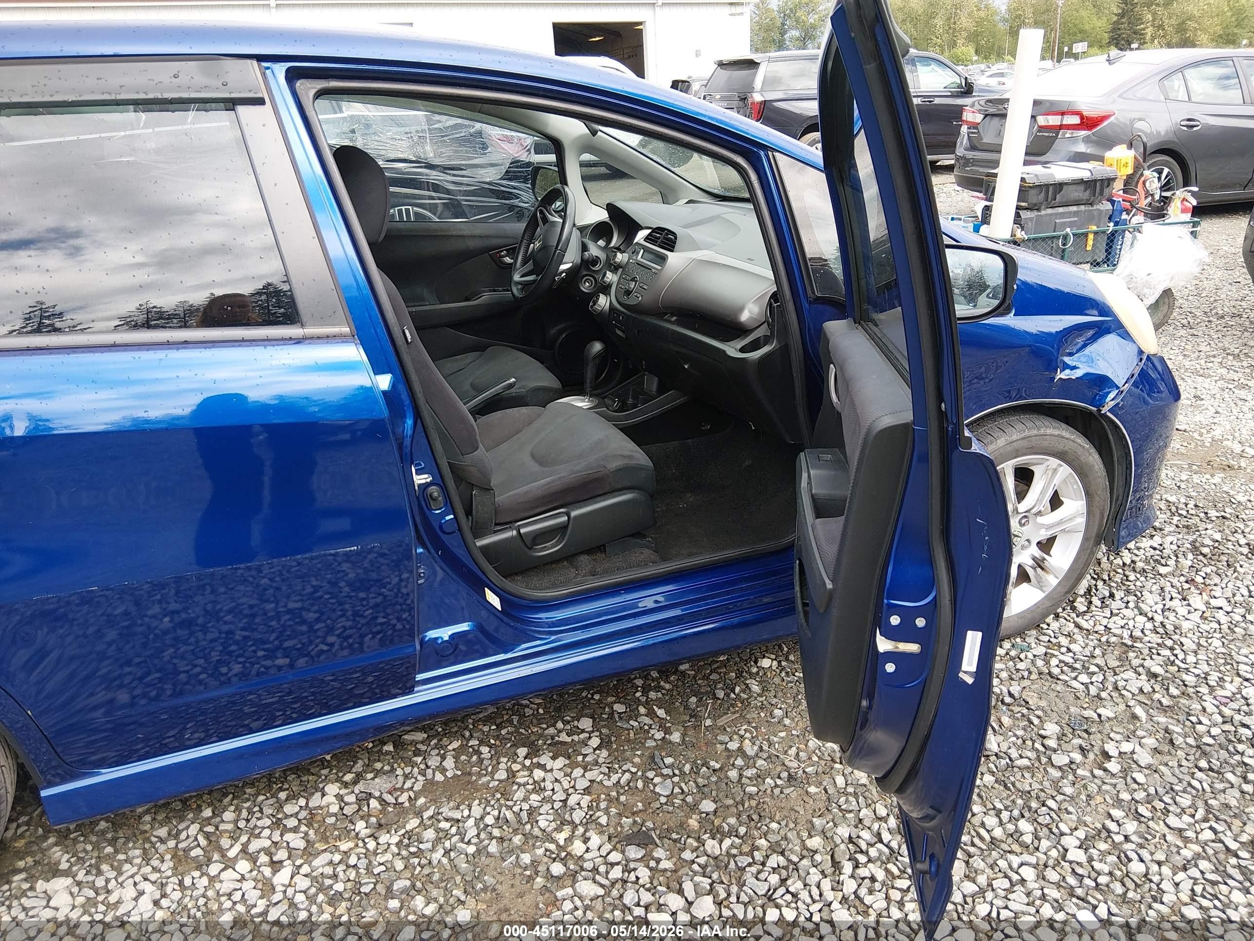 2009 Honda Fit Sport Blue vin: JHMGE884X9C006971