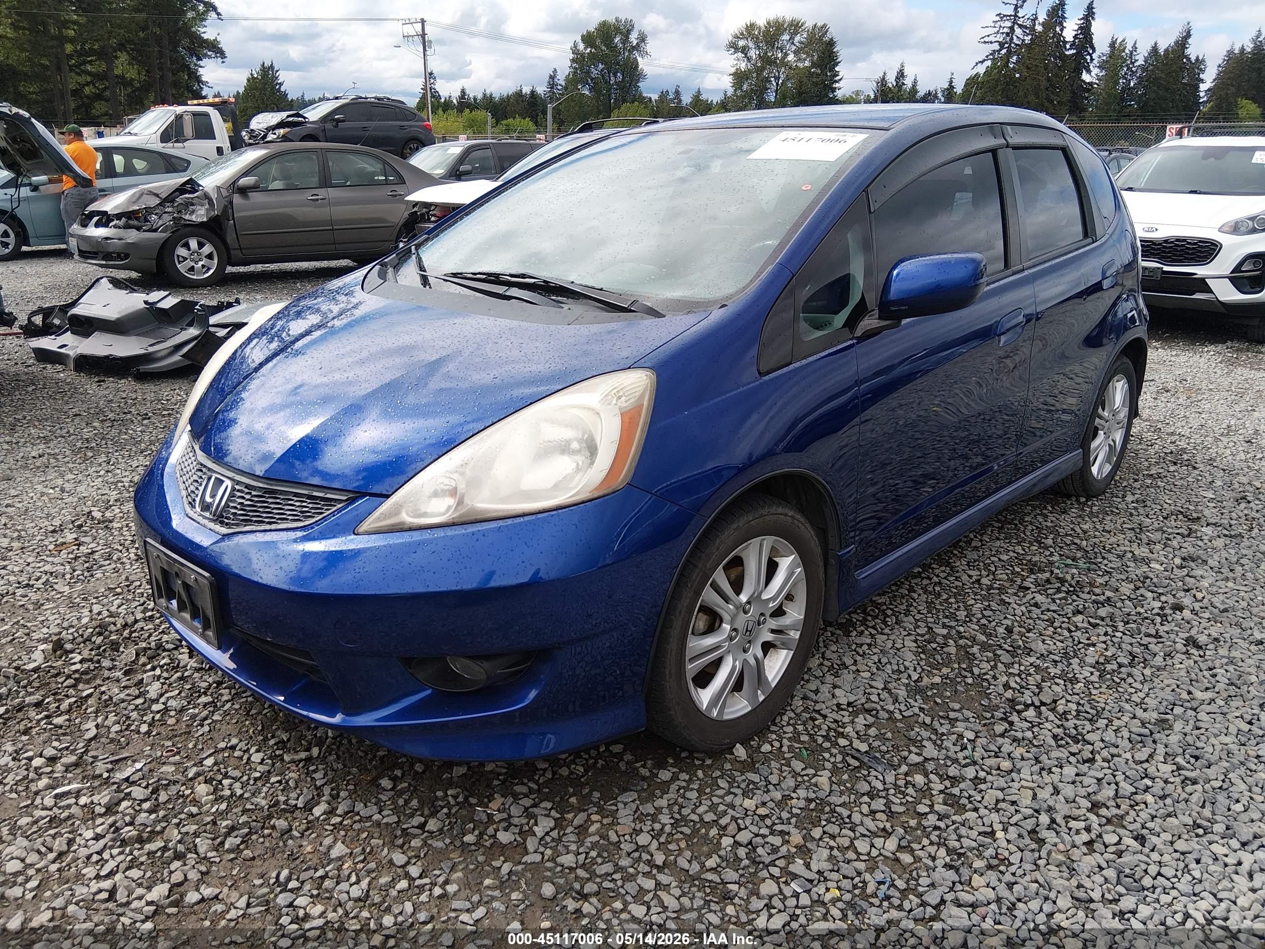 2009 Honda Fit Sport Blue vin: JHMGE884X9C006971