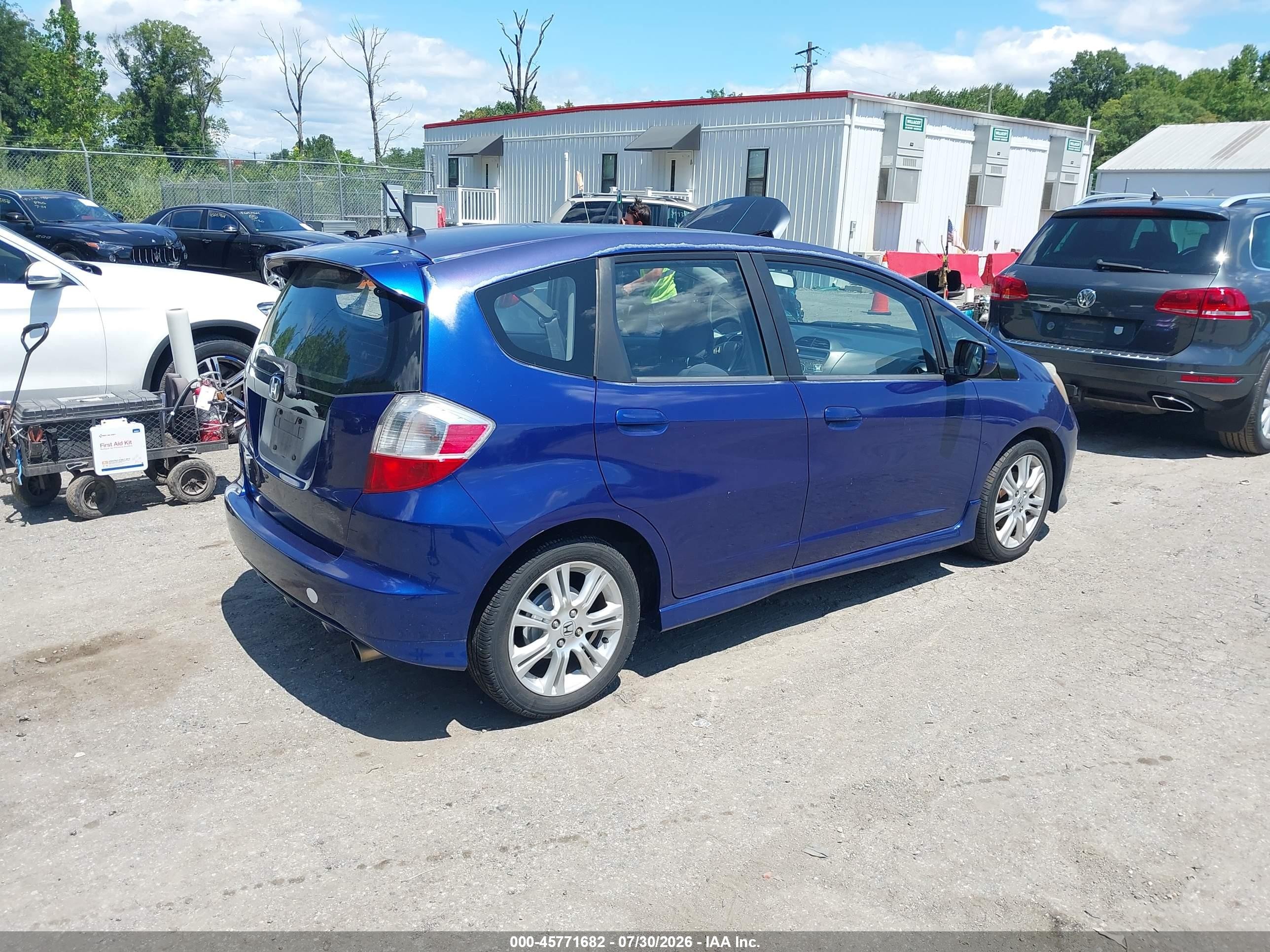 2009 Honda Fit Sport Blue vin: JHMGE884X9S021282