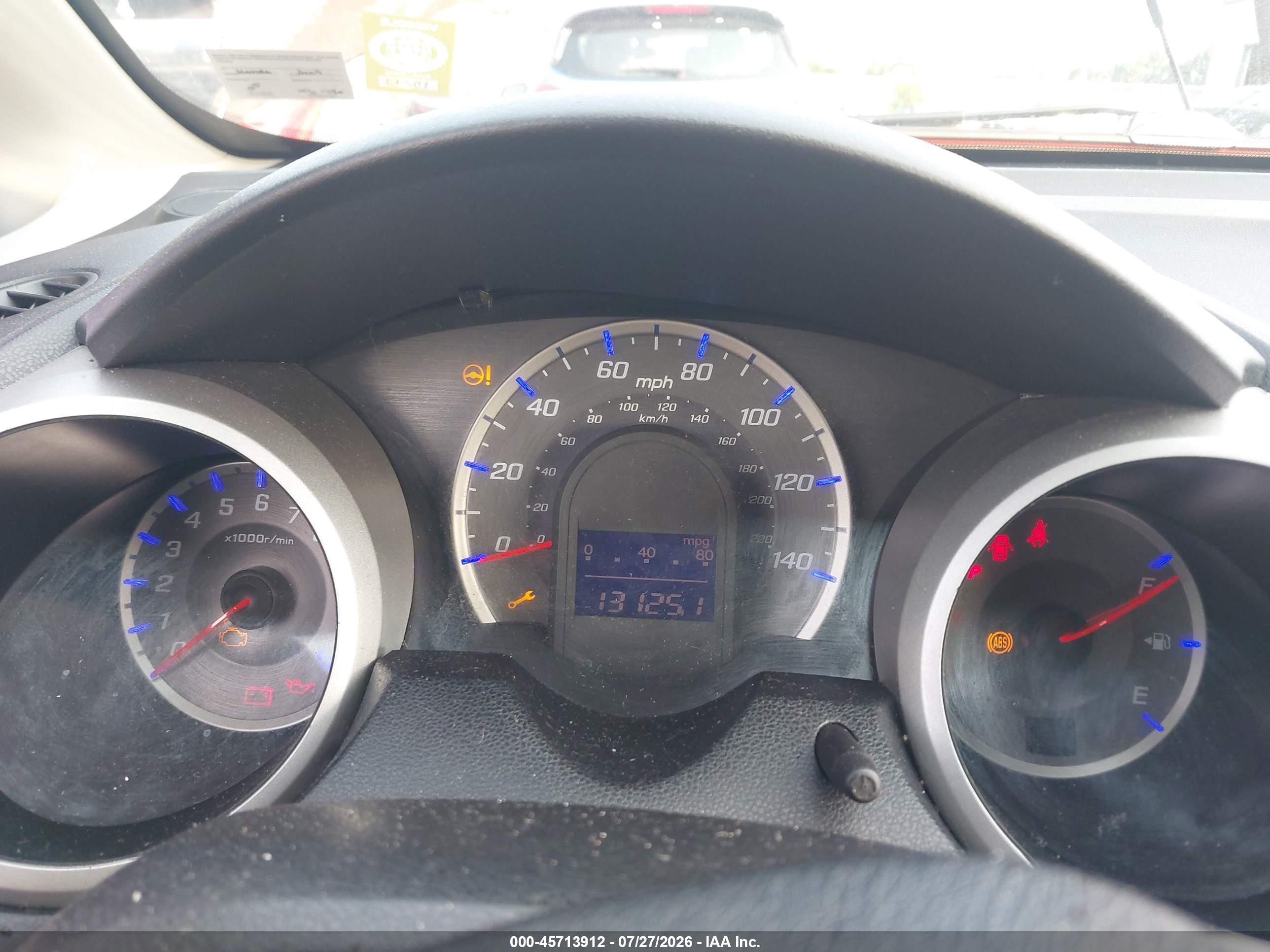 2009 Honda Fit Sport Red vin: JHMGE884X9S036574