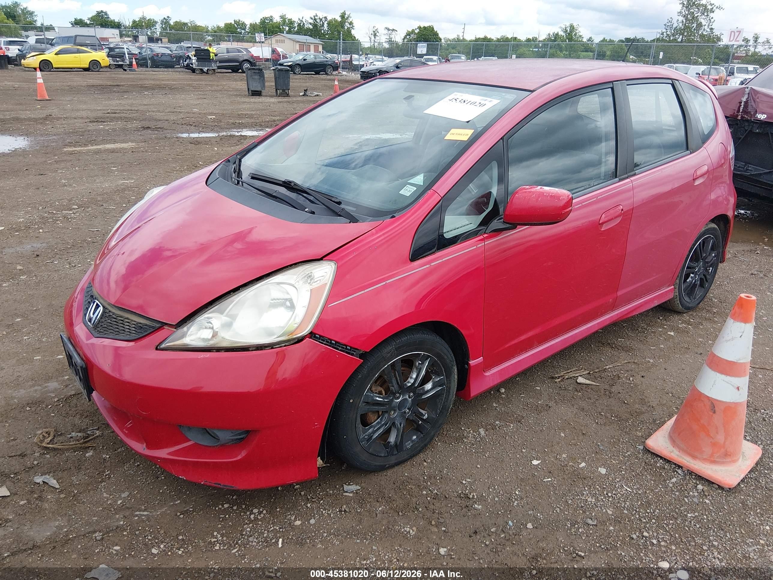 2009 Honda Fit Sport Red vin: JHMGE884X9S050846