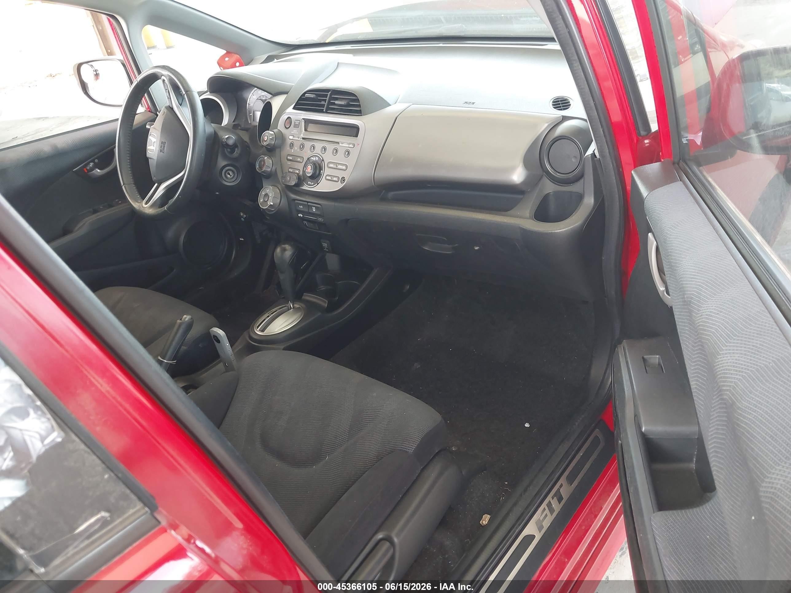2009 Honda Fit Sport Красный vin: JHMGE884X9S053214