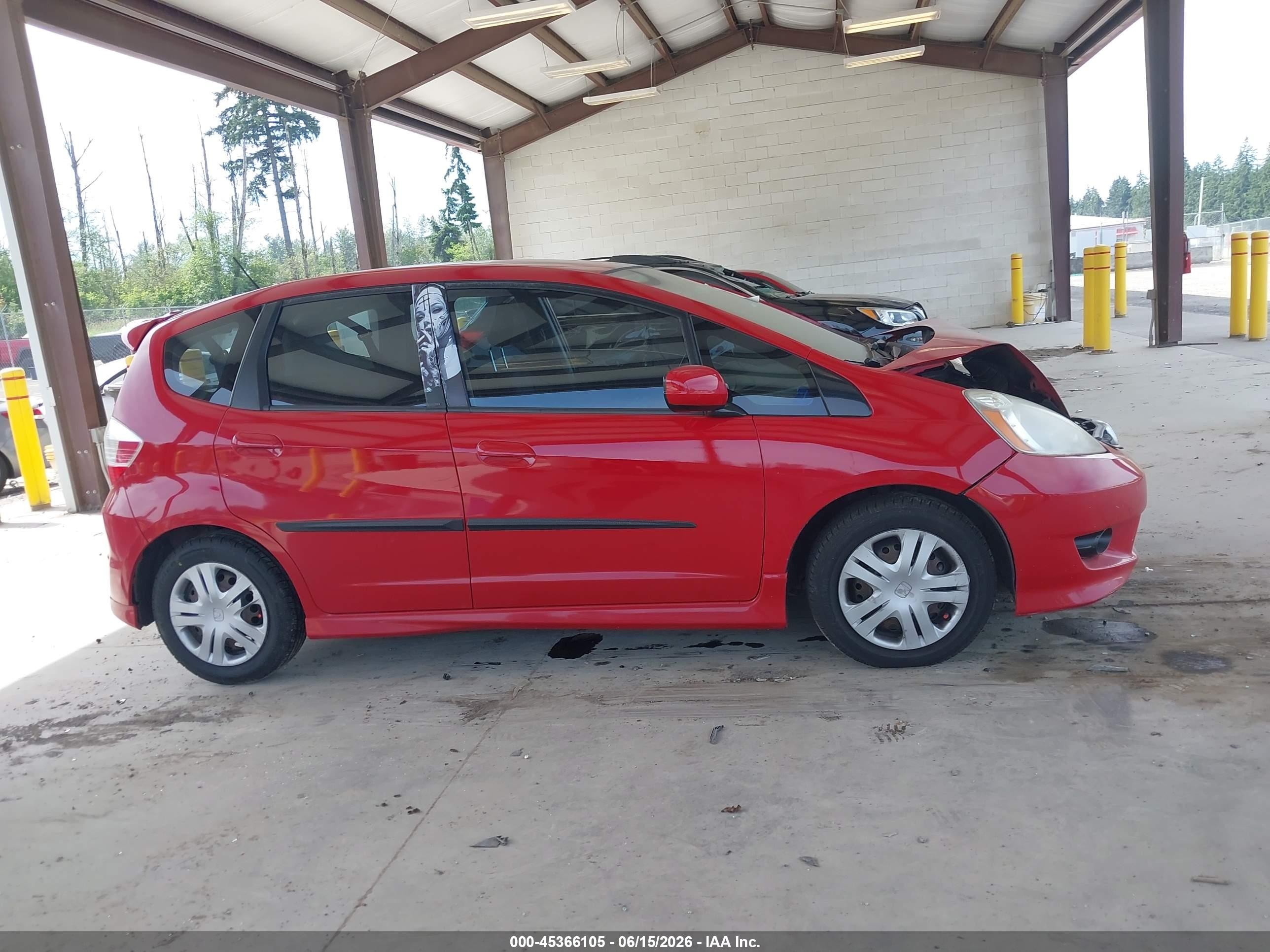 2009 Honda Fit Sport Красный vin: JHMGE884X9S053214