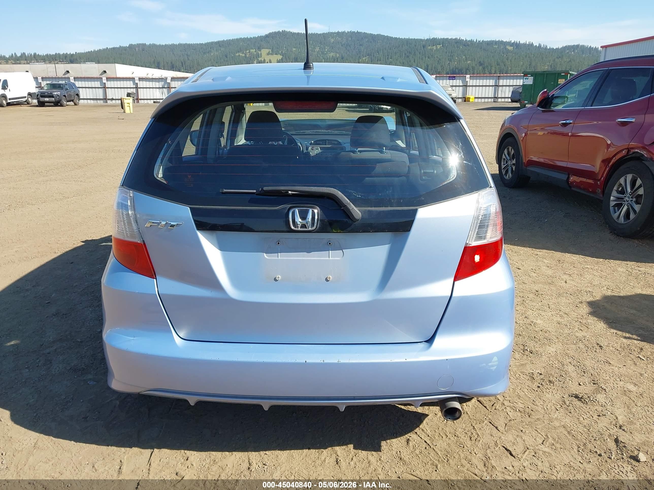 2009 Honda Fit Sport Blue vin: JHMGE884X9S056307
