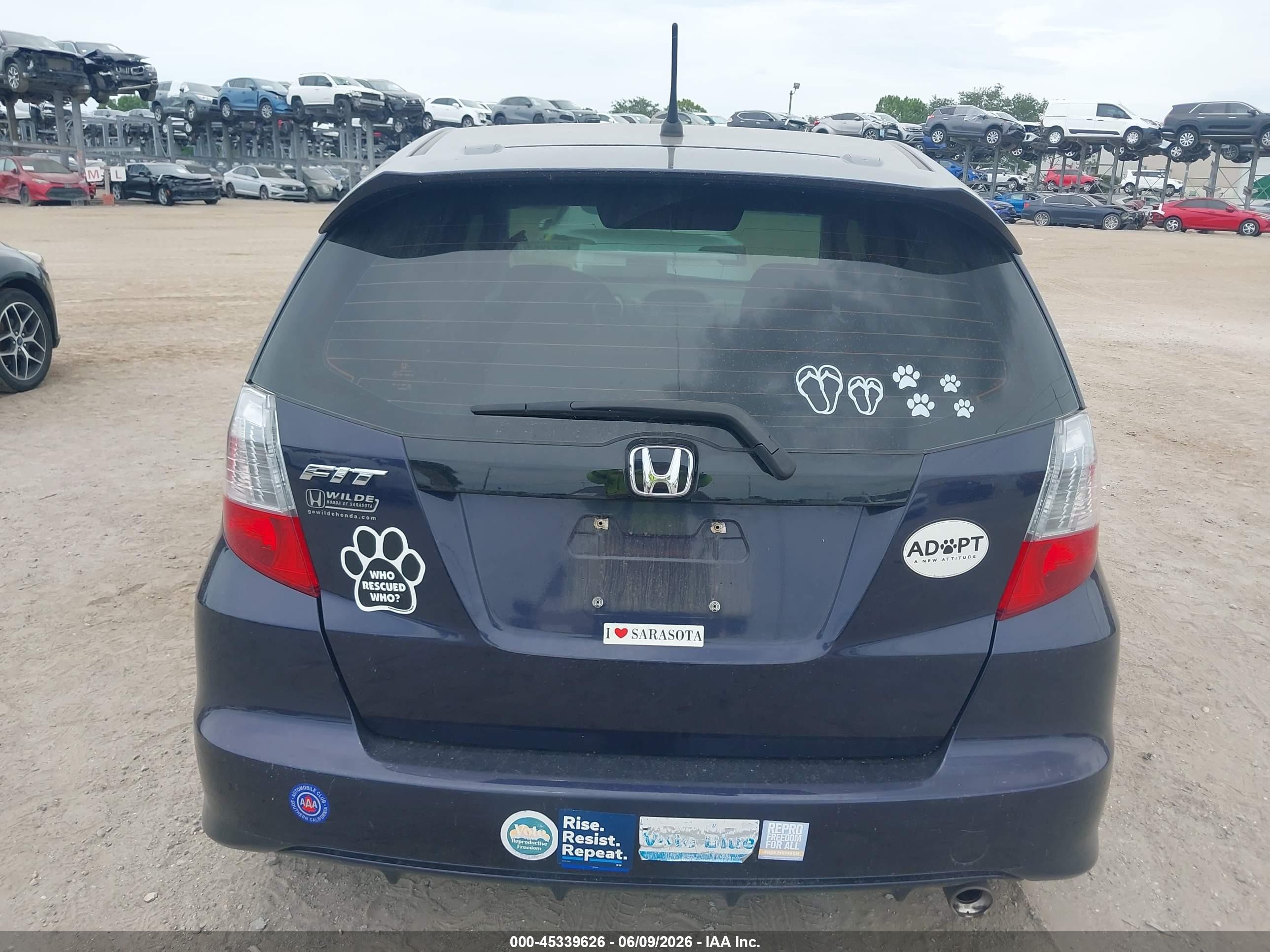 2009 Honda Fit Sport Navy vin: JHMGE884X9S065721