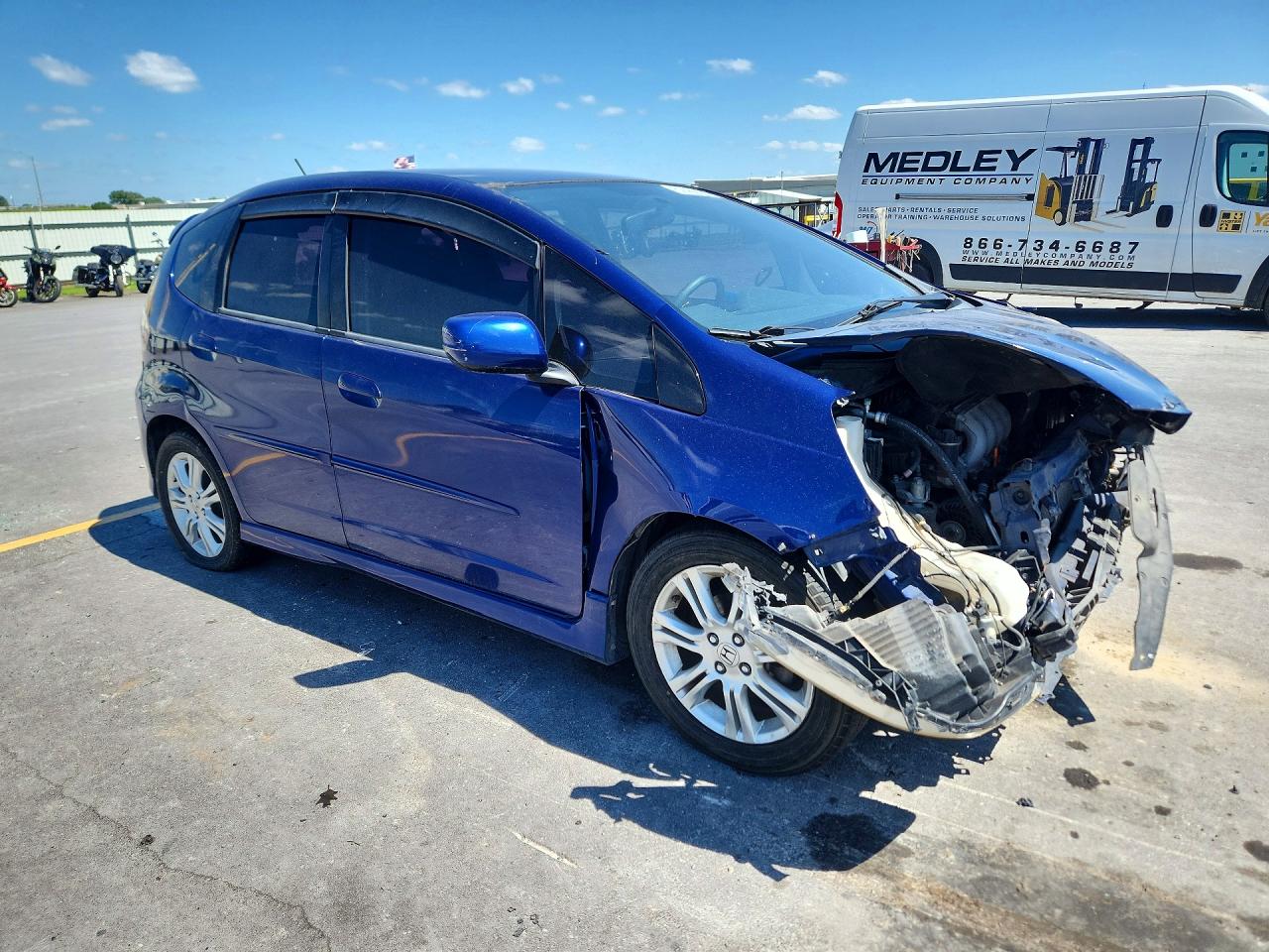 2009 Honda Fit Sport Blue vin: JHMGE88619S014626