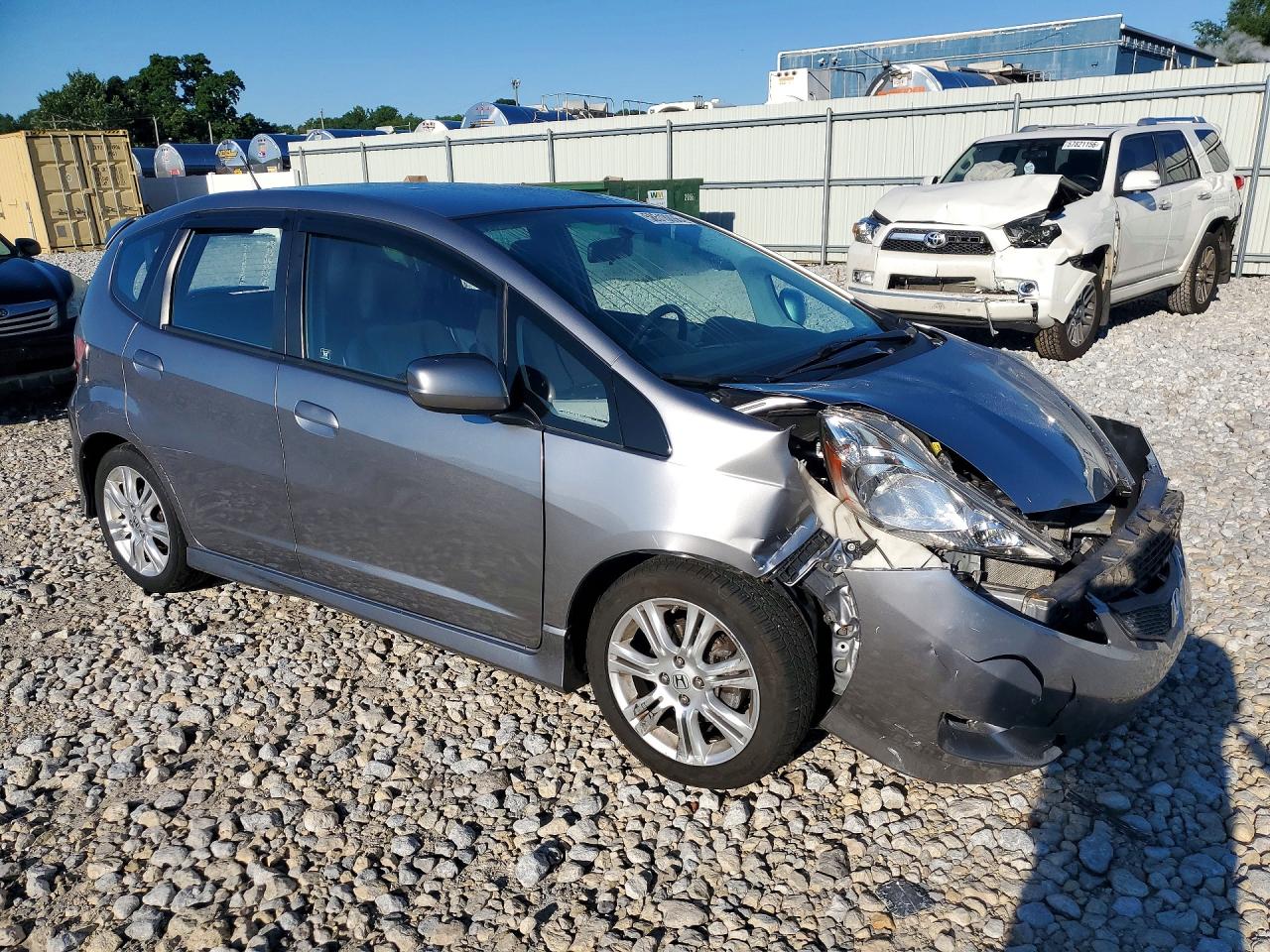2009 Honda Fit Sport Silver vin: JHMGE88629S013890
