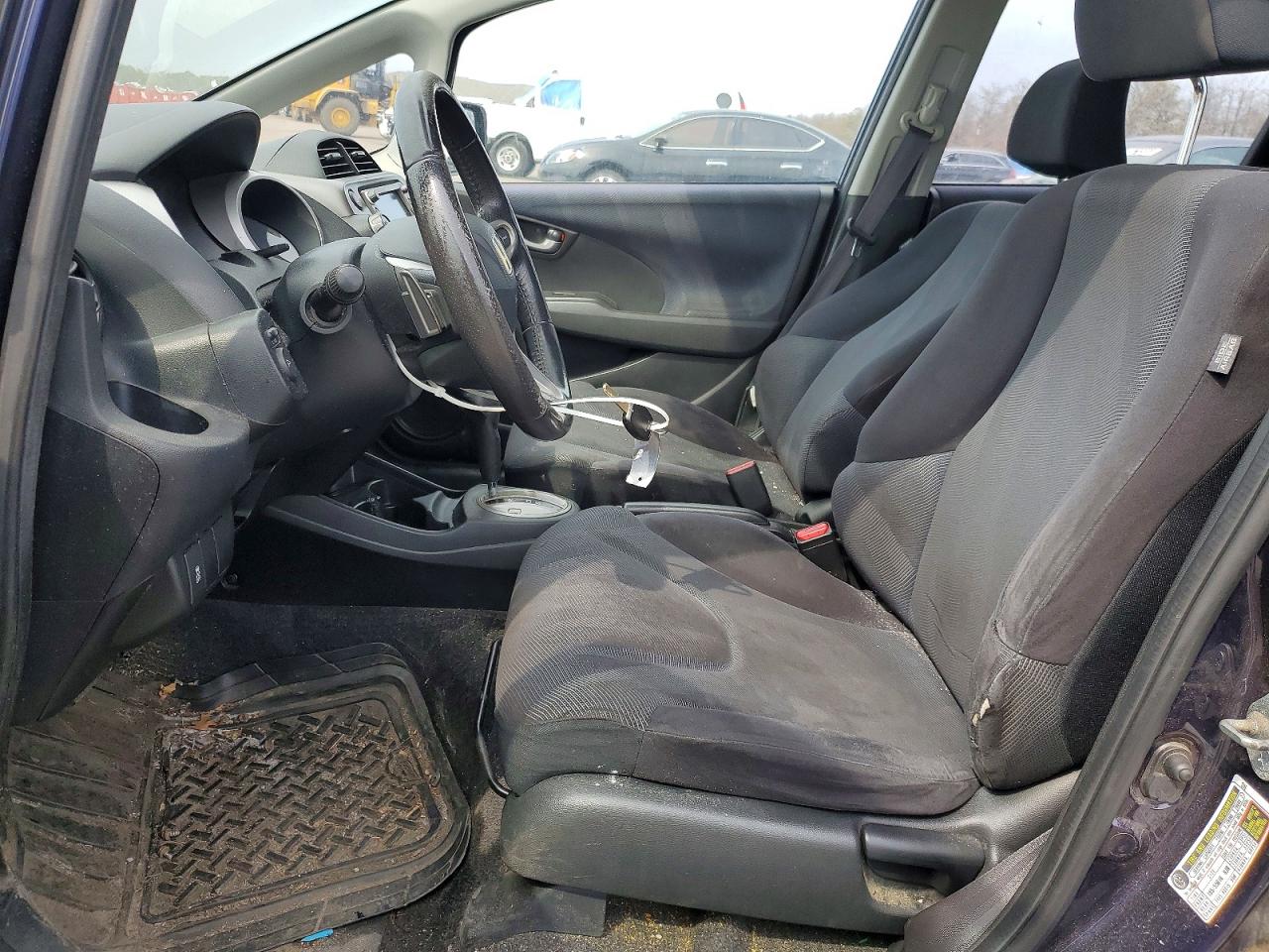2009 Honda Fit Sport Purple vin: JHMGE88639S057879