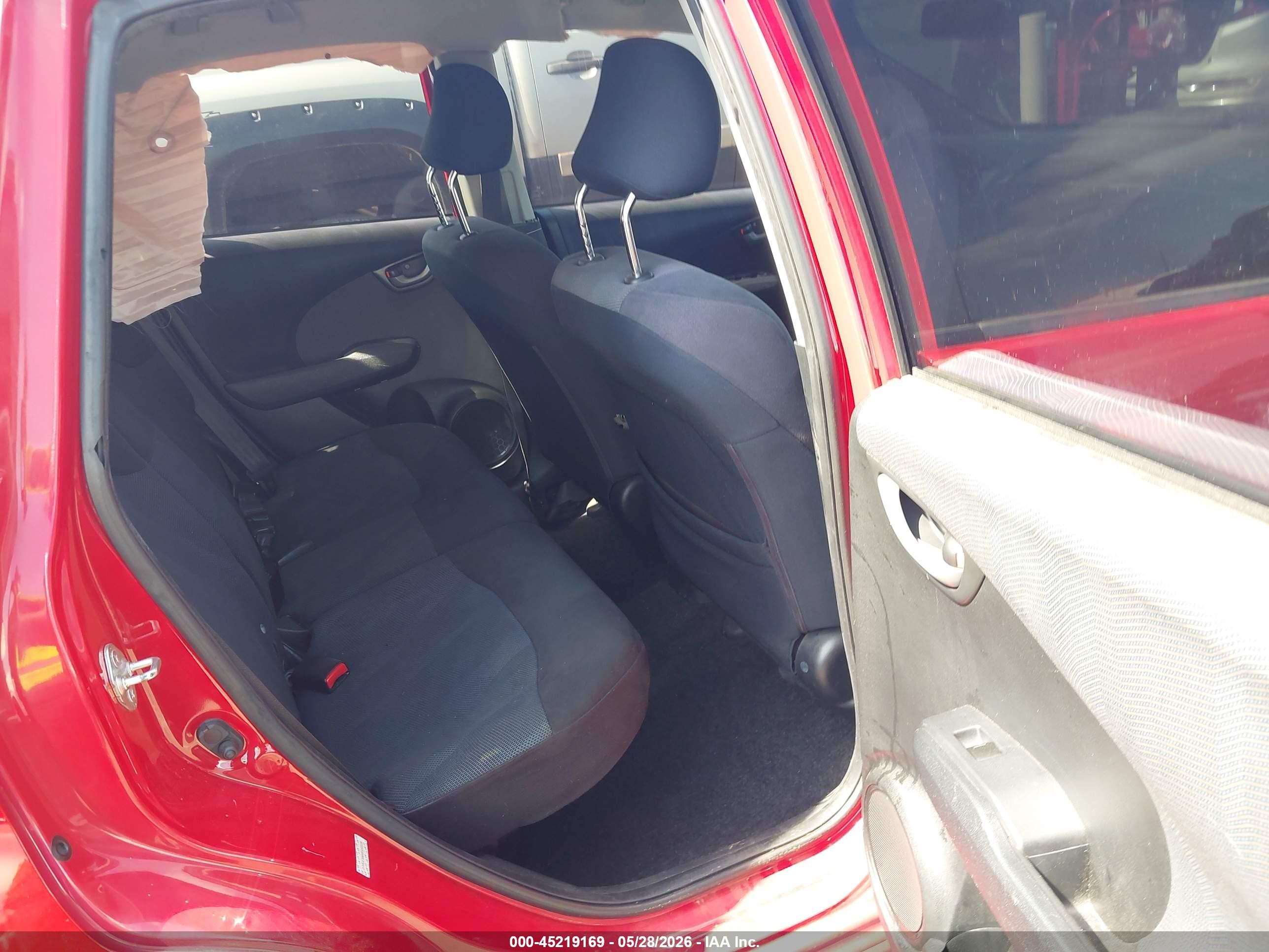 2009 Honda Fit Sport Red vin: JHMGE88649S000039